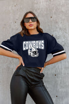 DALLAS COWBOYS AUTOMATIC DOWN LIGHTWEIGHT SPORTY TOP WITH STRIPED SLEEVE DETAIL