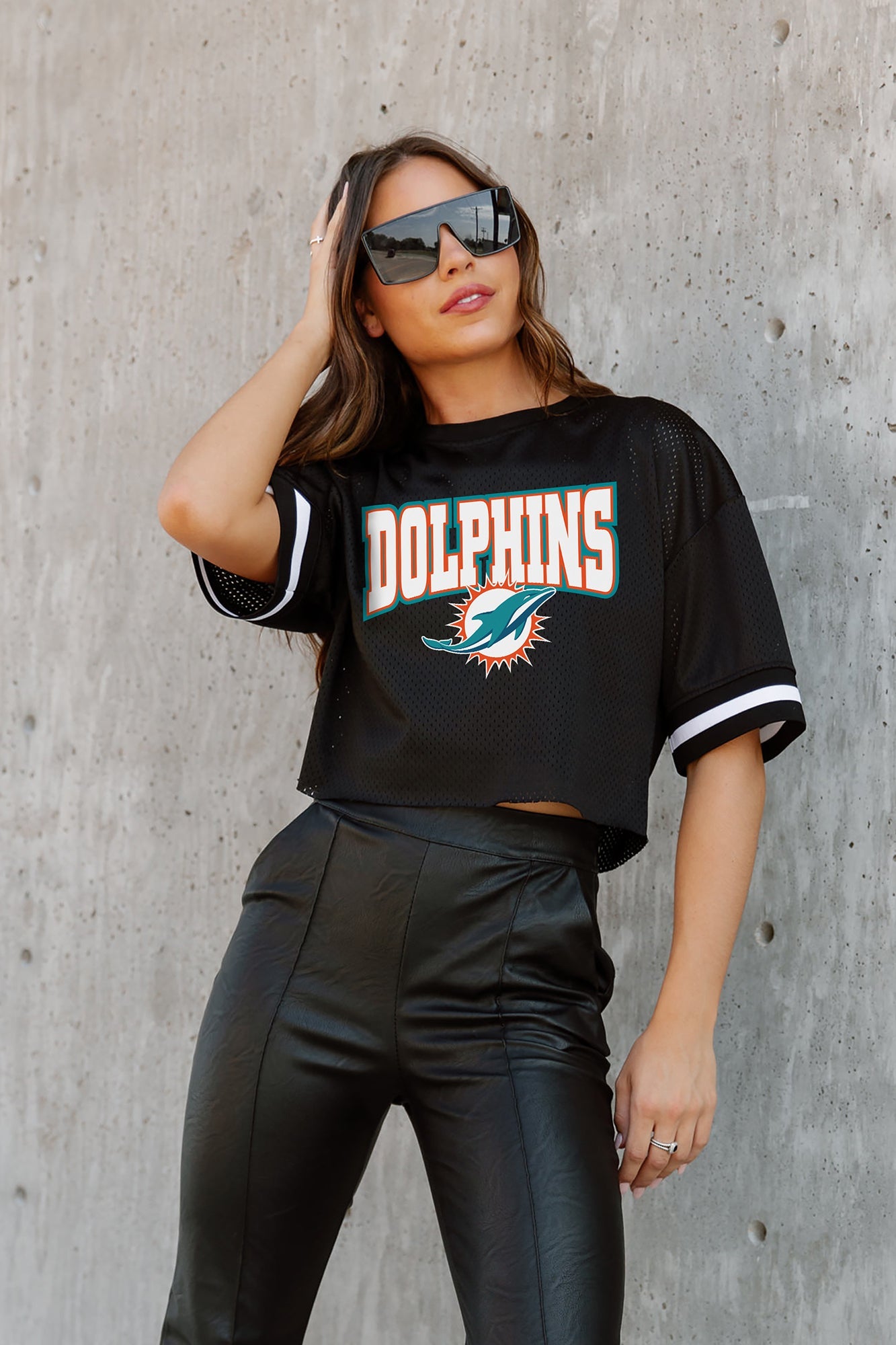 MIAMI DOLPHINS AUTOMATIC DOWN LIGHTWEIGHT SPORTY TOP WITH STRIPED SLEEVE DETAIL