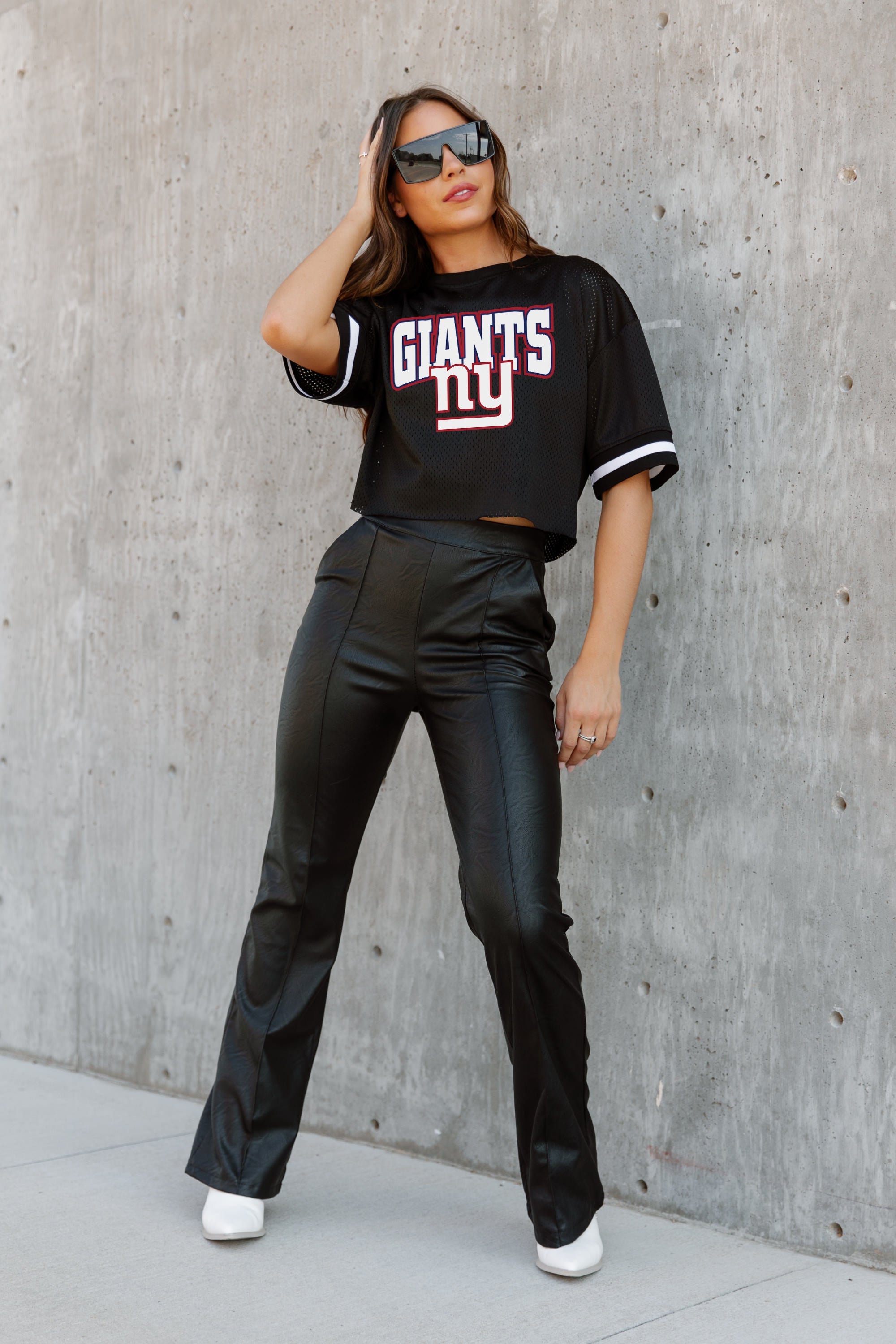 NEW YORK GIANTS AUTOMATIC DOWN LIGHTWEIGHT SPORTY TOP WITH STRIPED SLEEVE DETAIL