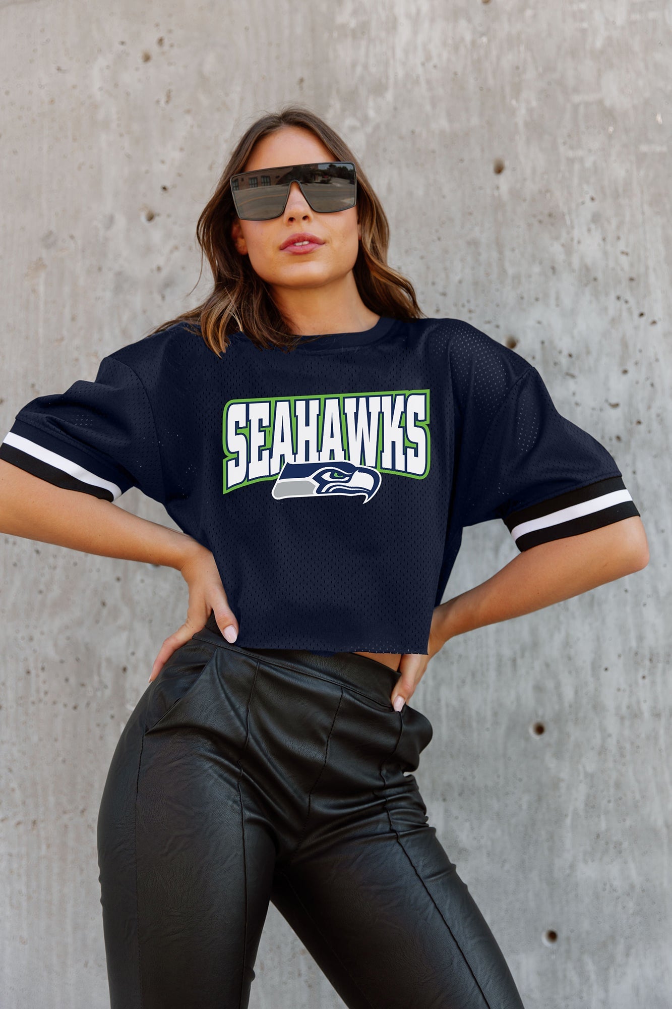 GC x NFL Seattle Seahawks Automatic Down Lightweight Sporty Top with Striped Sleeve Detail XXL / Navy