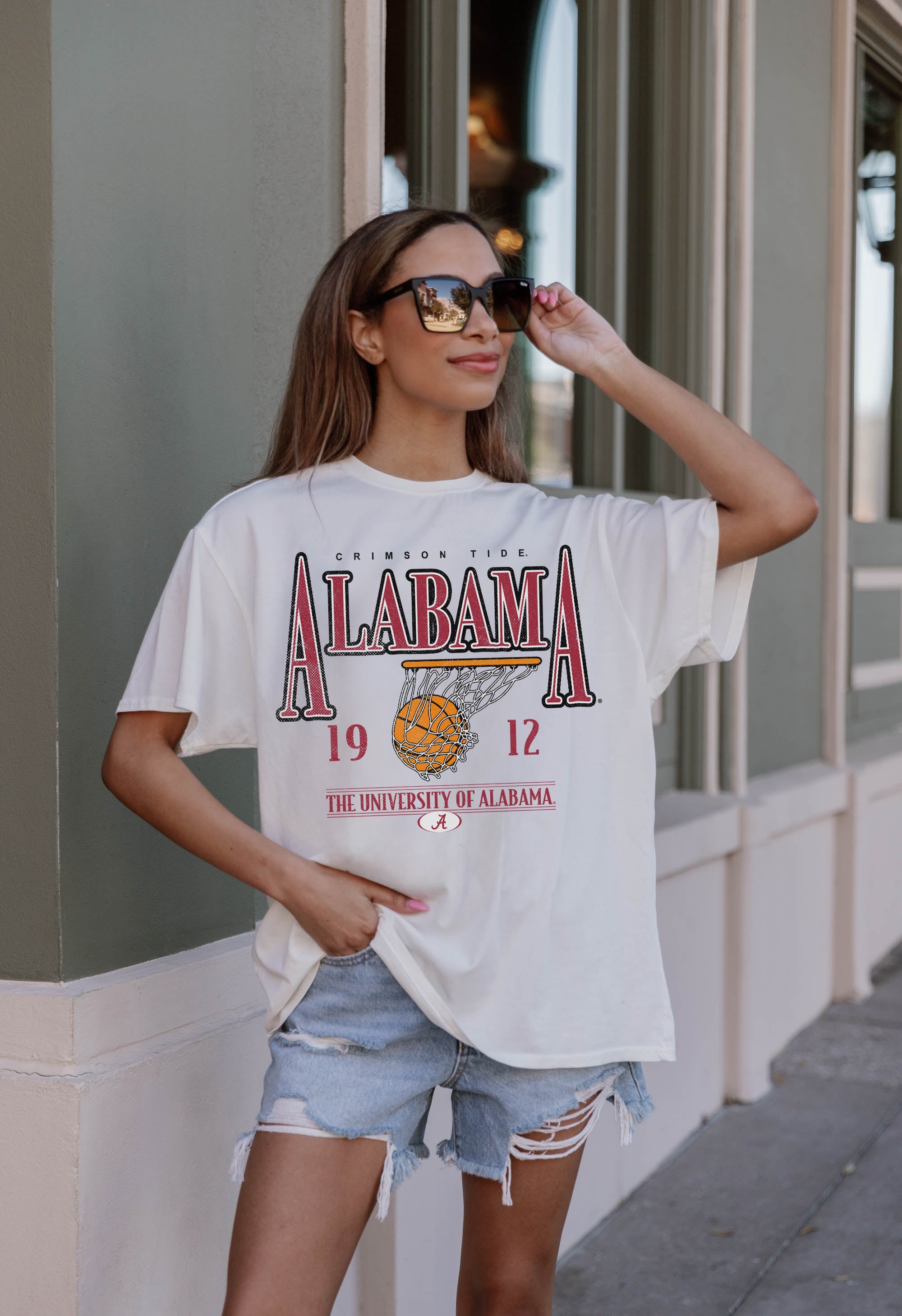 ALABAMA CRIMSON TIDE COURT DATE OVERSIZED CREWNECK TEE