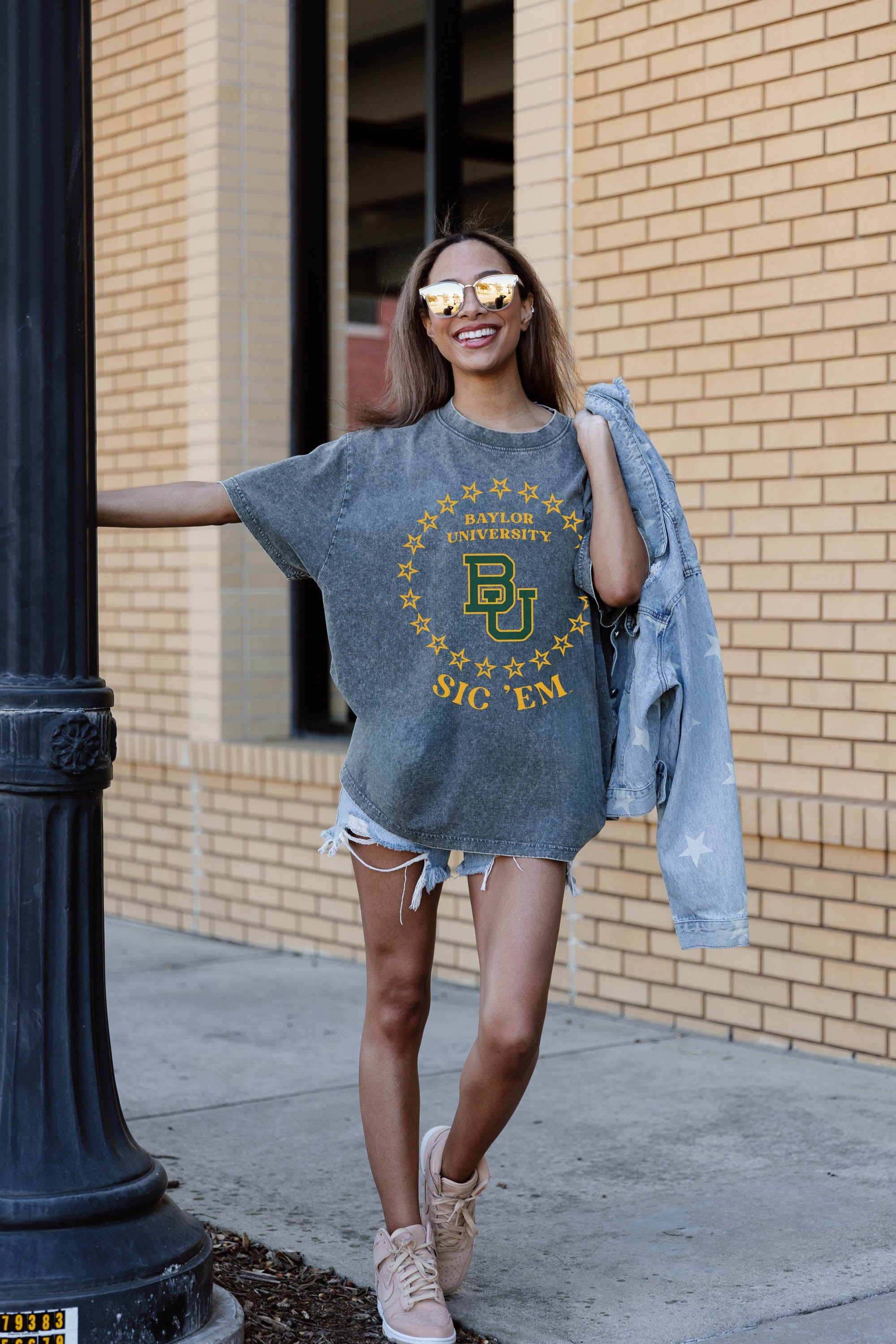 BAYLOR BEARS BRIGHTEST STAR OVERSIZED CREWNECK TEE