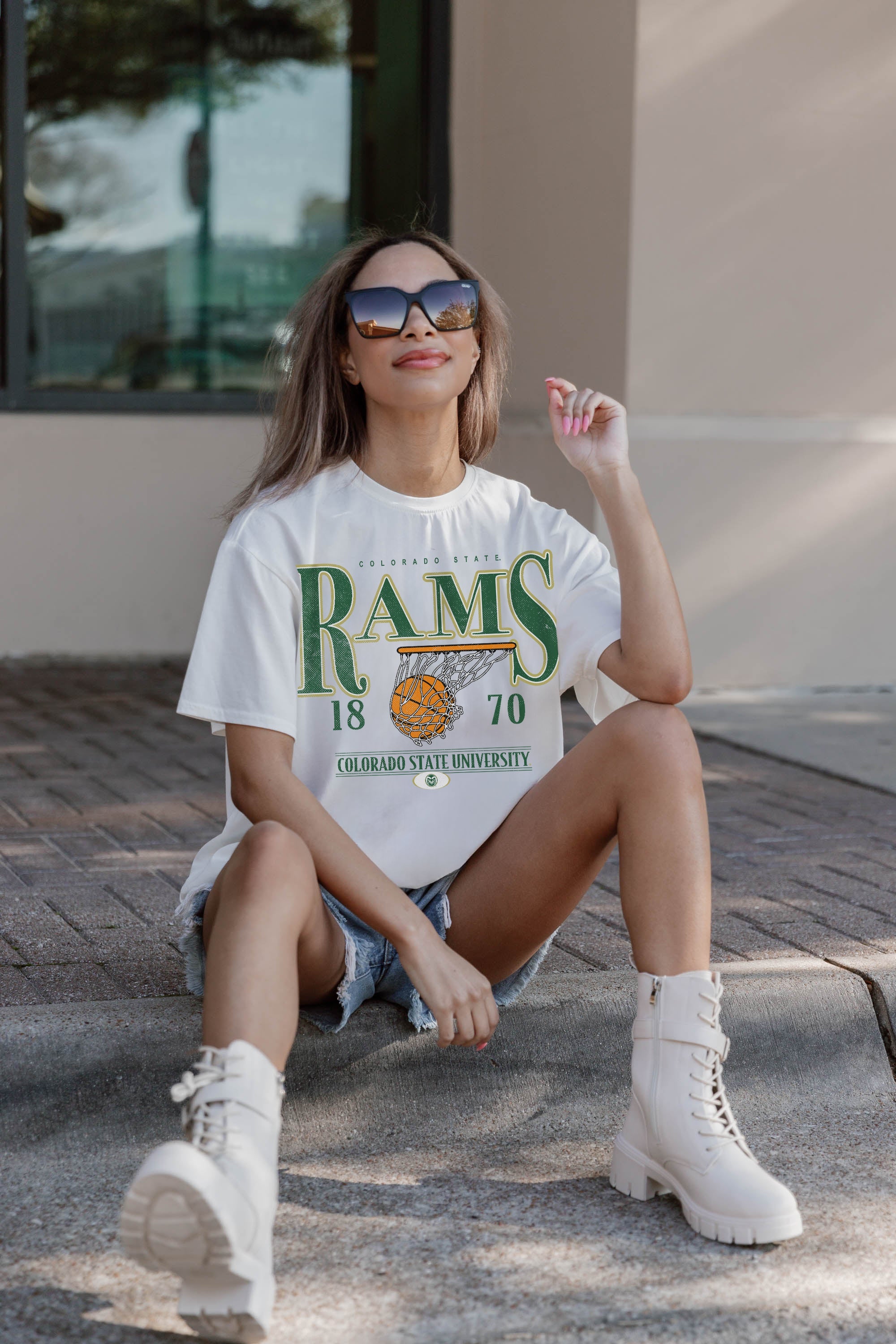 COLORADO STATE RAMS COURT DATE OVERSIZED CREWNECK TEE