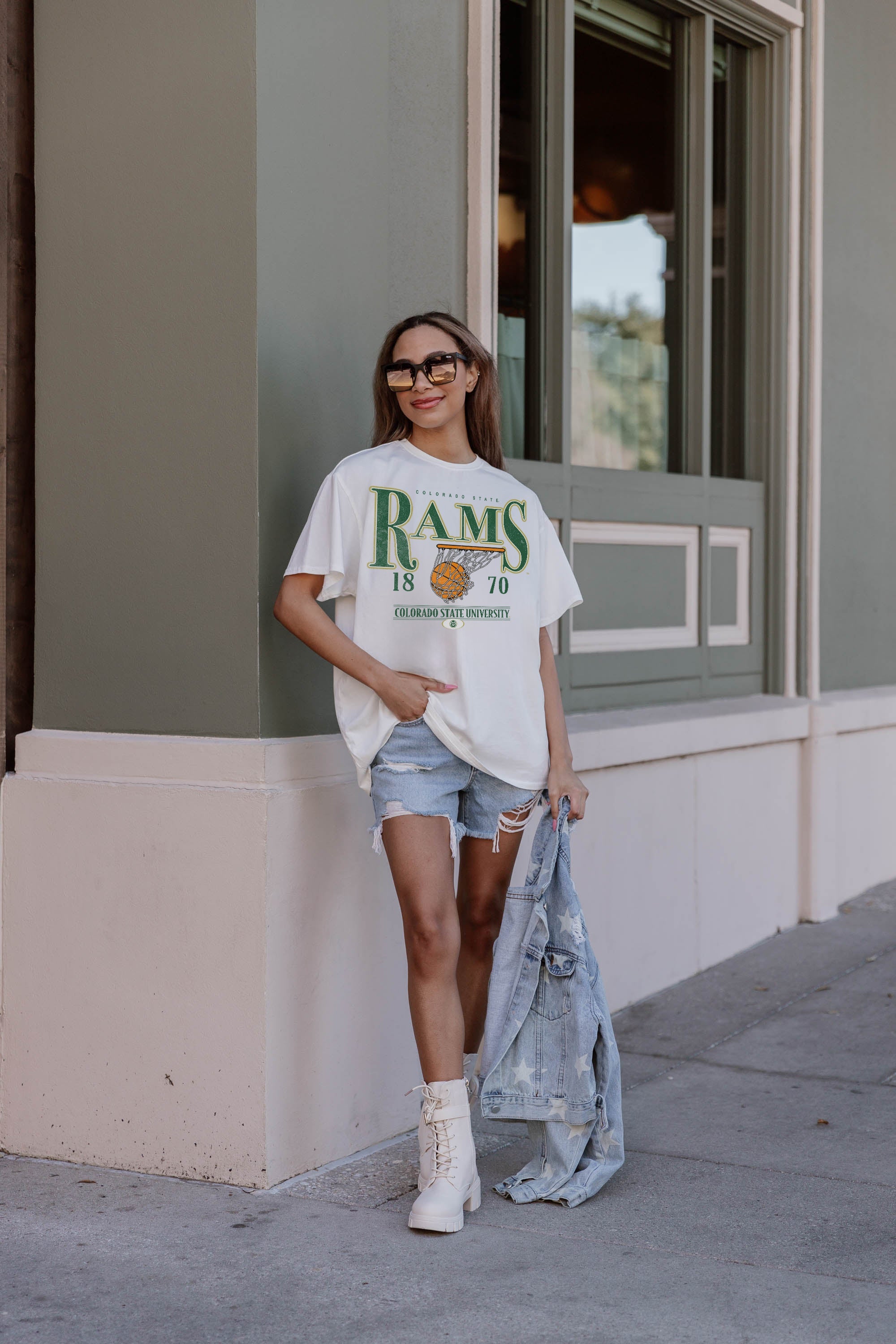 COLORADO STATE RAMS COURT DATE OVERSIZED CREWNECK TEE