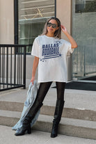 DALLAS COWBOYS COMING IN HOT OVERSIZED CREWNECK TEE