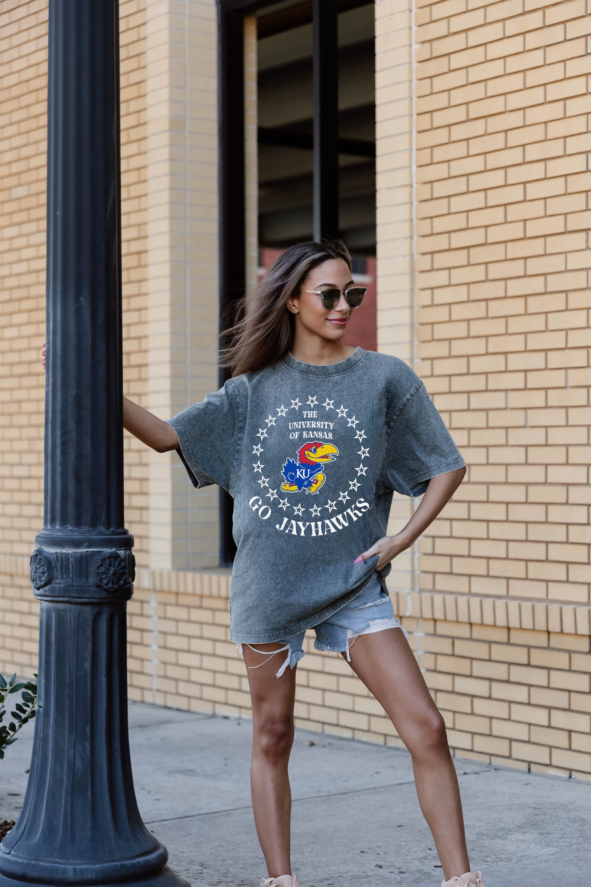 KANSAS JAYHAWKS BRIGHTEST STAR OVERSIZED CREWNECK TEE