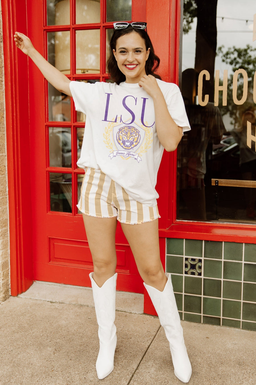 LSU TIGERS ABOVE THE REST OVERSIZED CREWNECK TEE