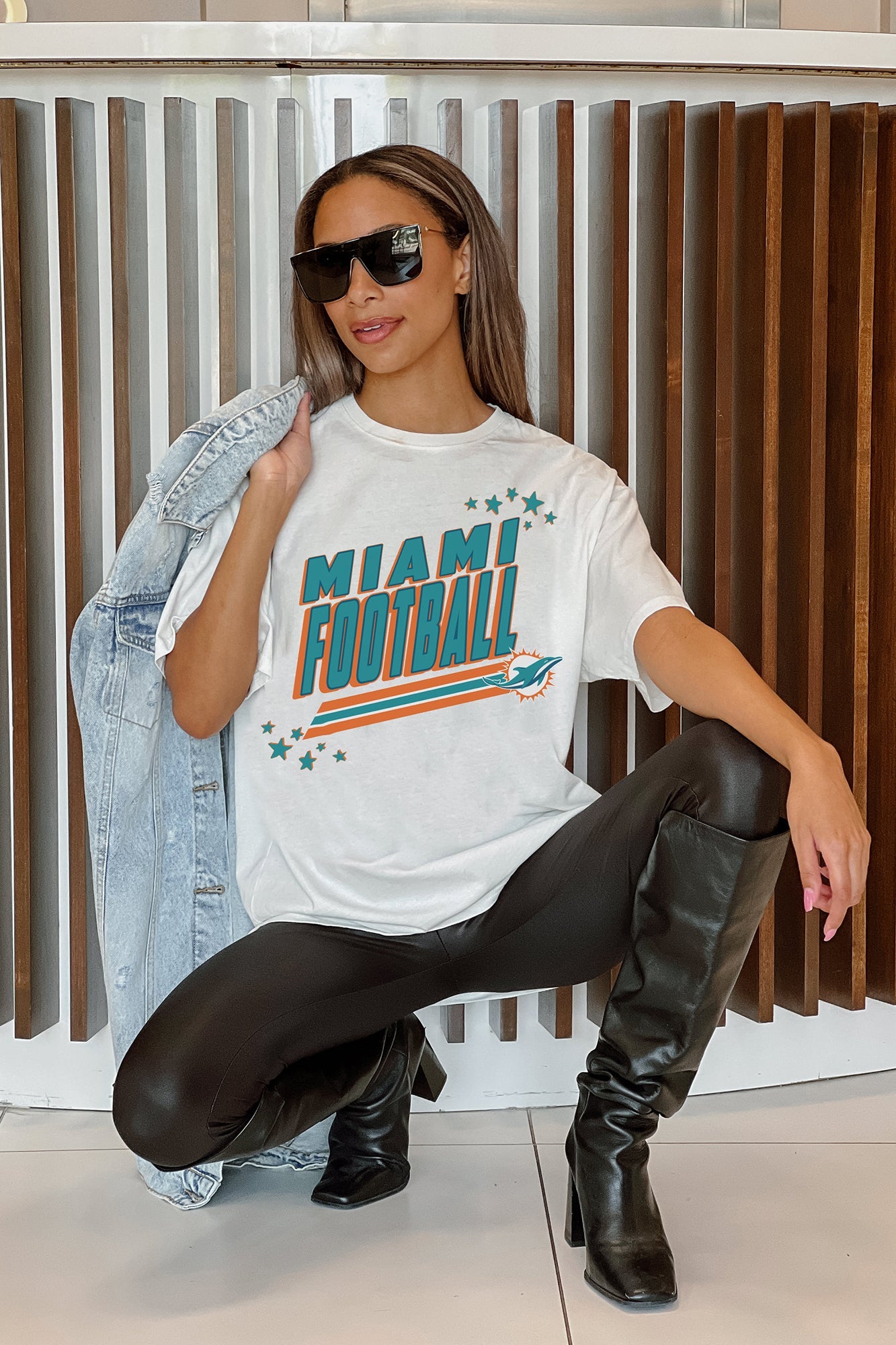 MIAMI DOLPHINS COMING IN HOT OVERSIZED CREWNECK TEE