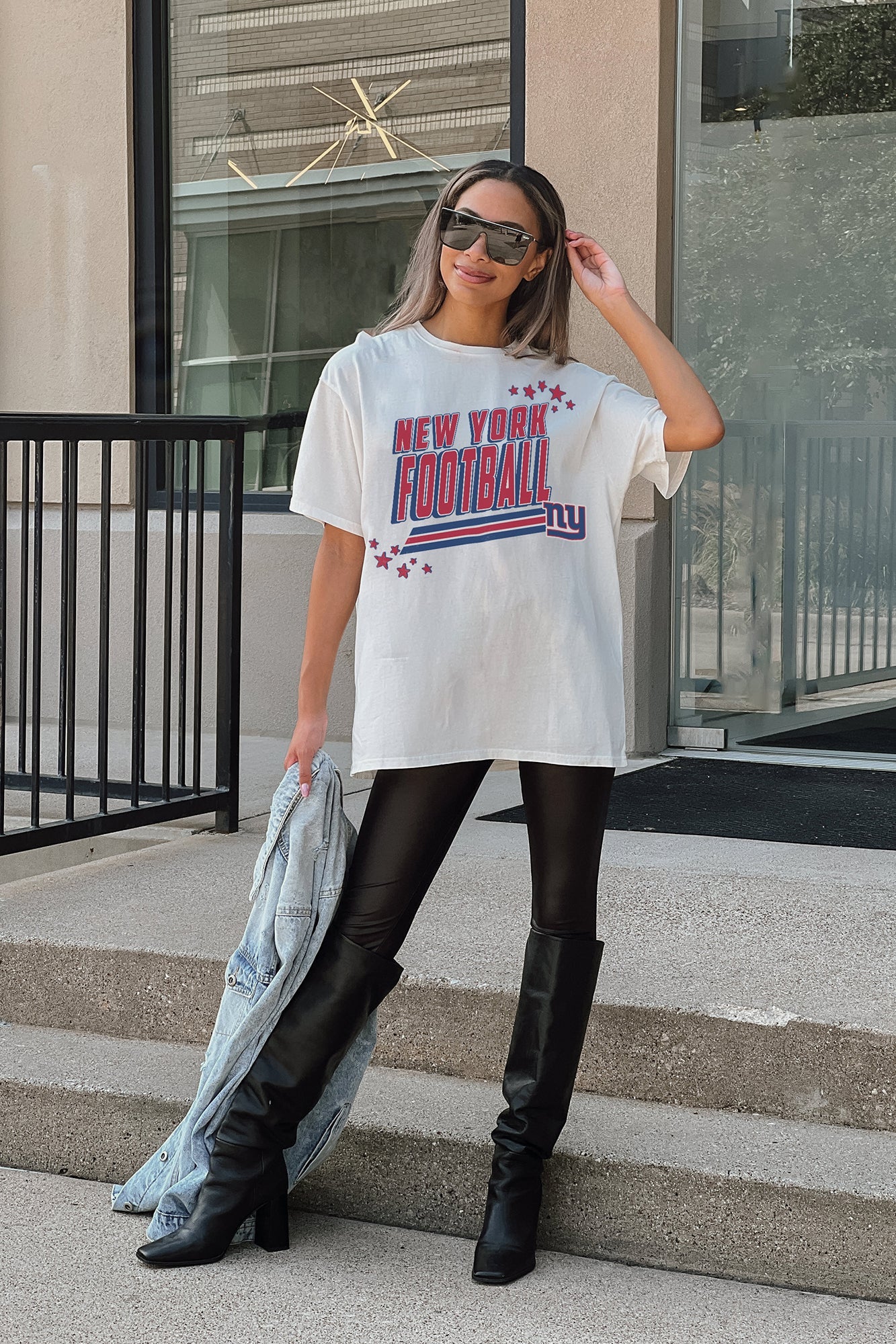 NEW YORK GIANTS COMING IN HOT OVERSIZED CREWNECK TEE