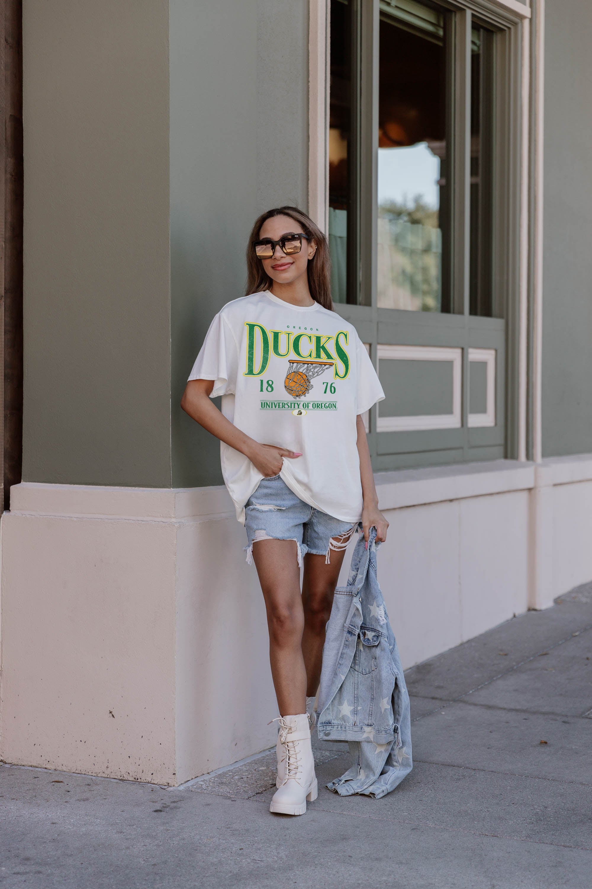 OREGON DUCKS COURT DATE OVERSIZED CREWNECK TEE