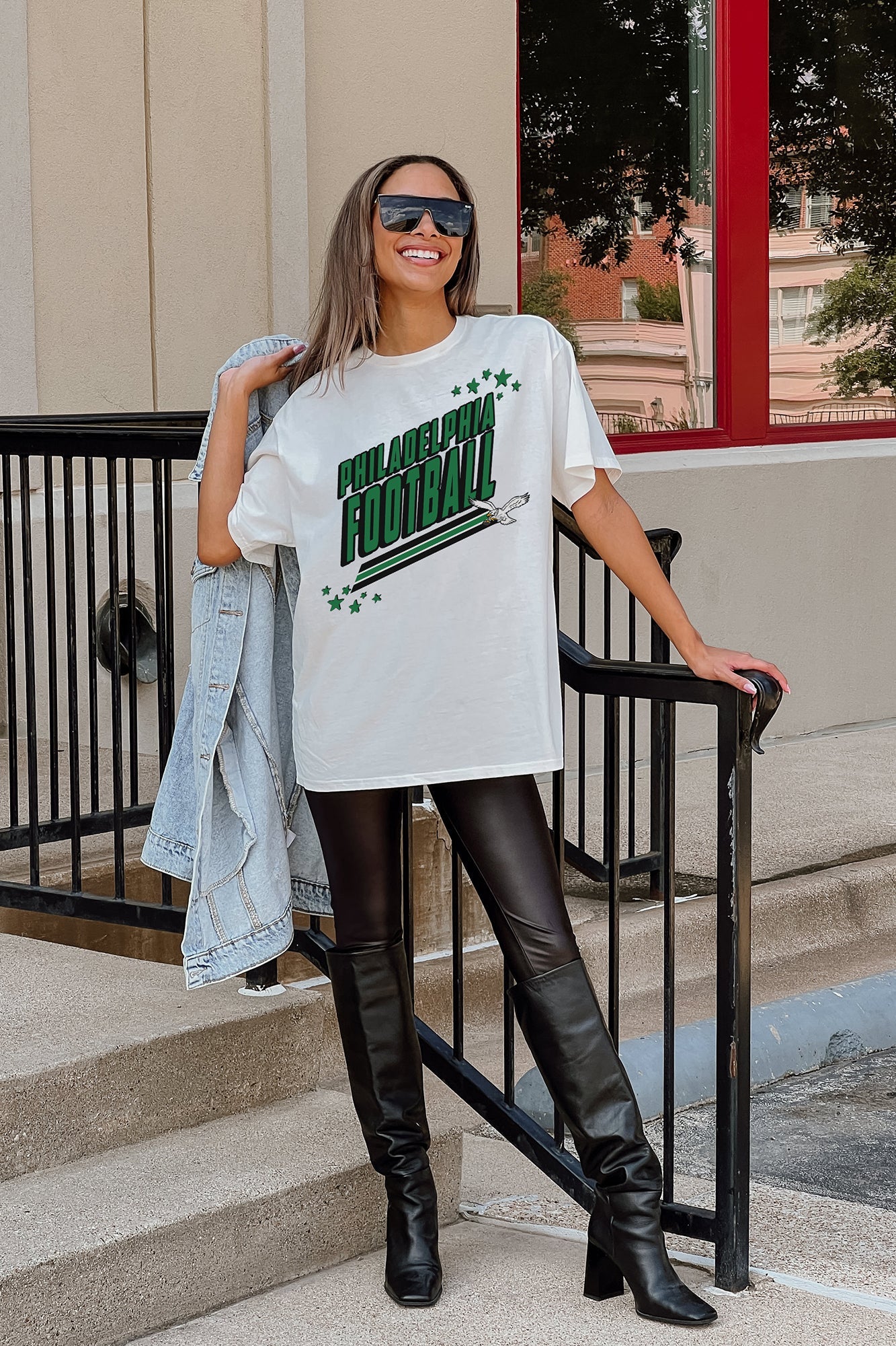 PHILADELPHIA EAGLES GOOD CALL OVERSIZED CREWNECK TEE