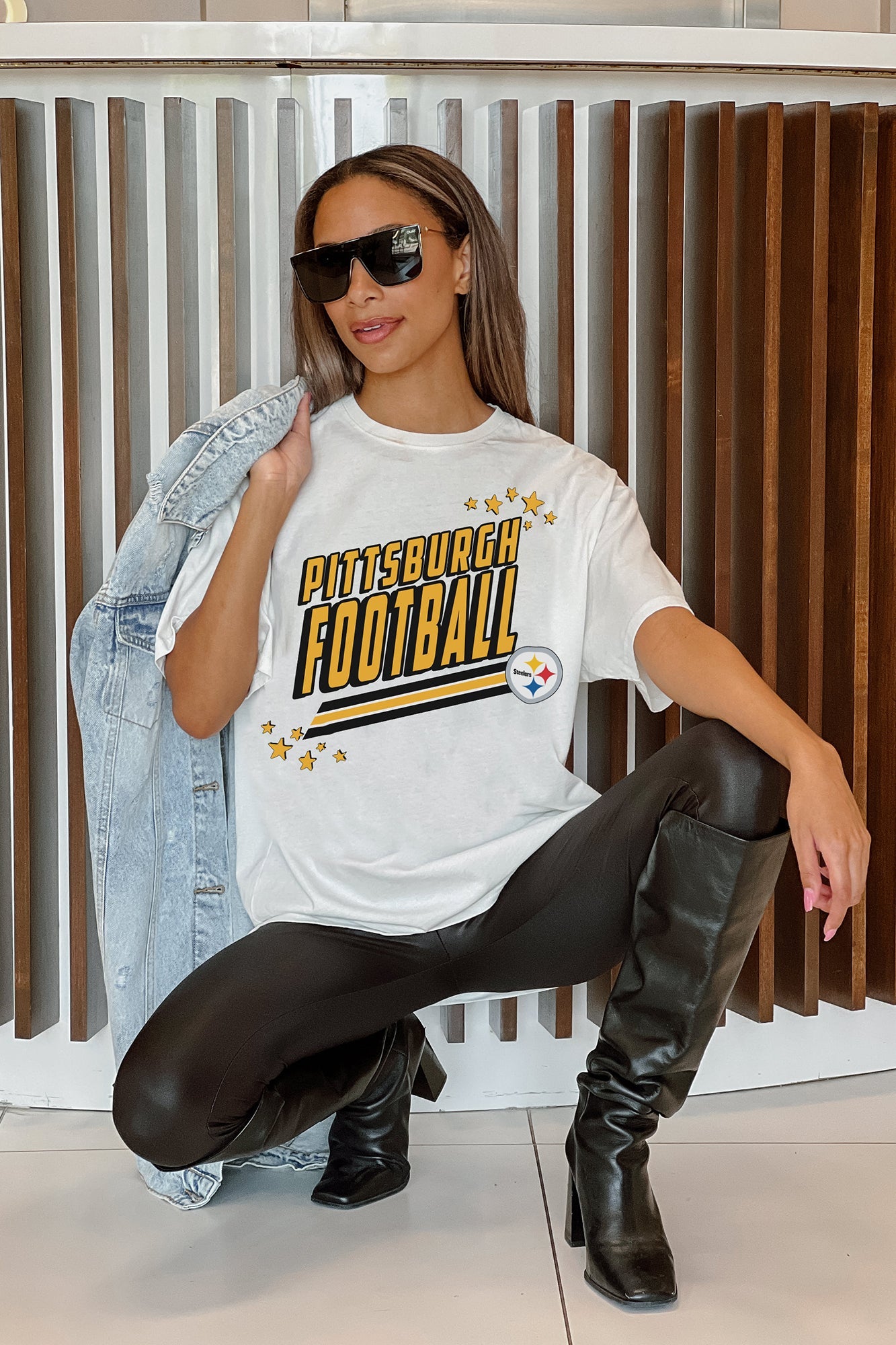 PITTSBURGH STEELERS COMING IN HOT OVERSIZED CREWNECK TEE – GAMEDAY COUTURE