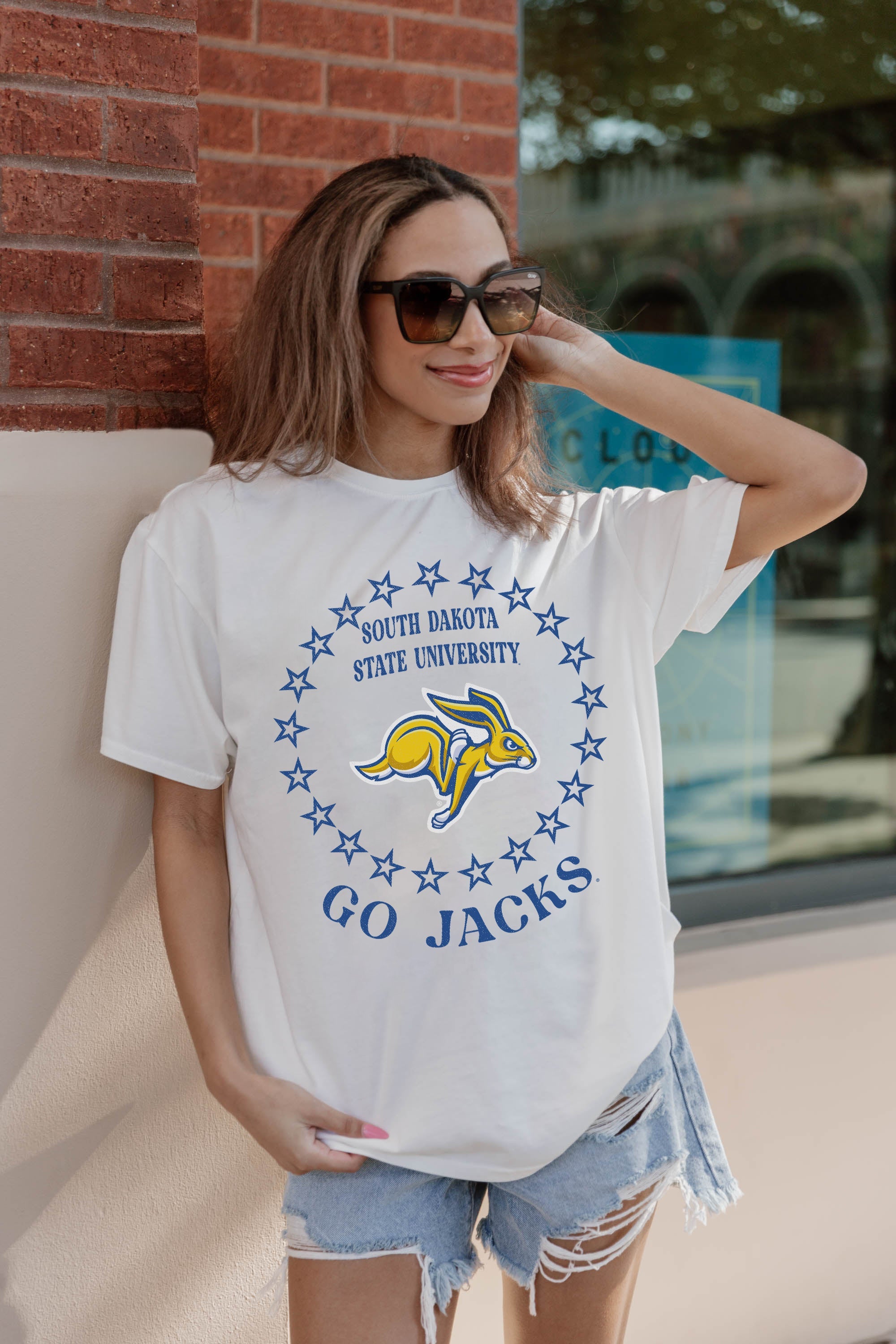 SOUTH DAKOTA STATE JACKRABBITS ON POINT OVERSIZED CREWNECK TEE