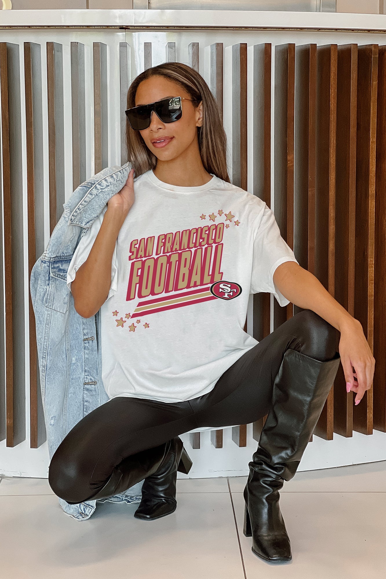 SAN FRANCISCO 49ERS COMING IN HOT OVERSIZED CREWNECK TEE