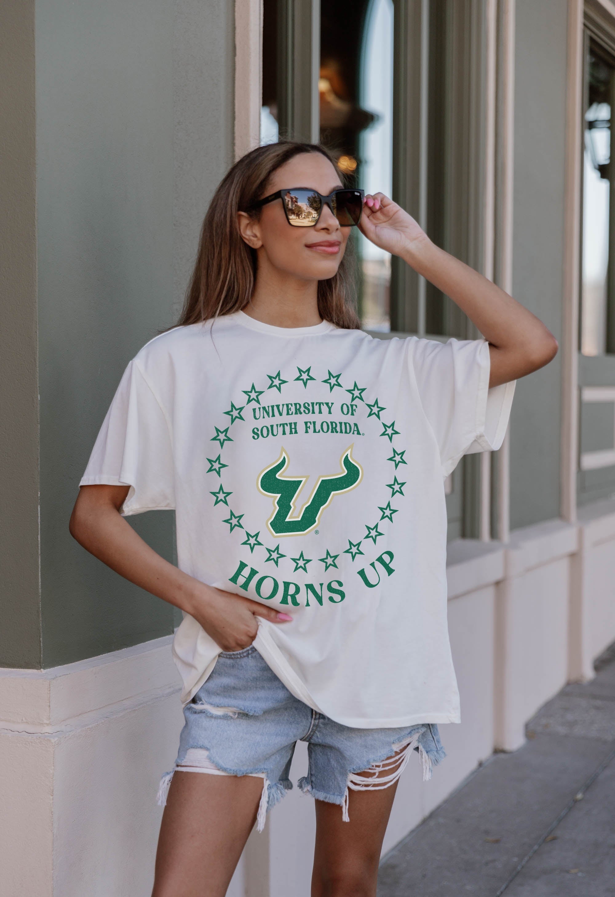 SOUTH FLORIDA BULLS ON POINT OVERSIZED CREWNECK TEE