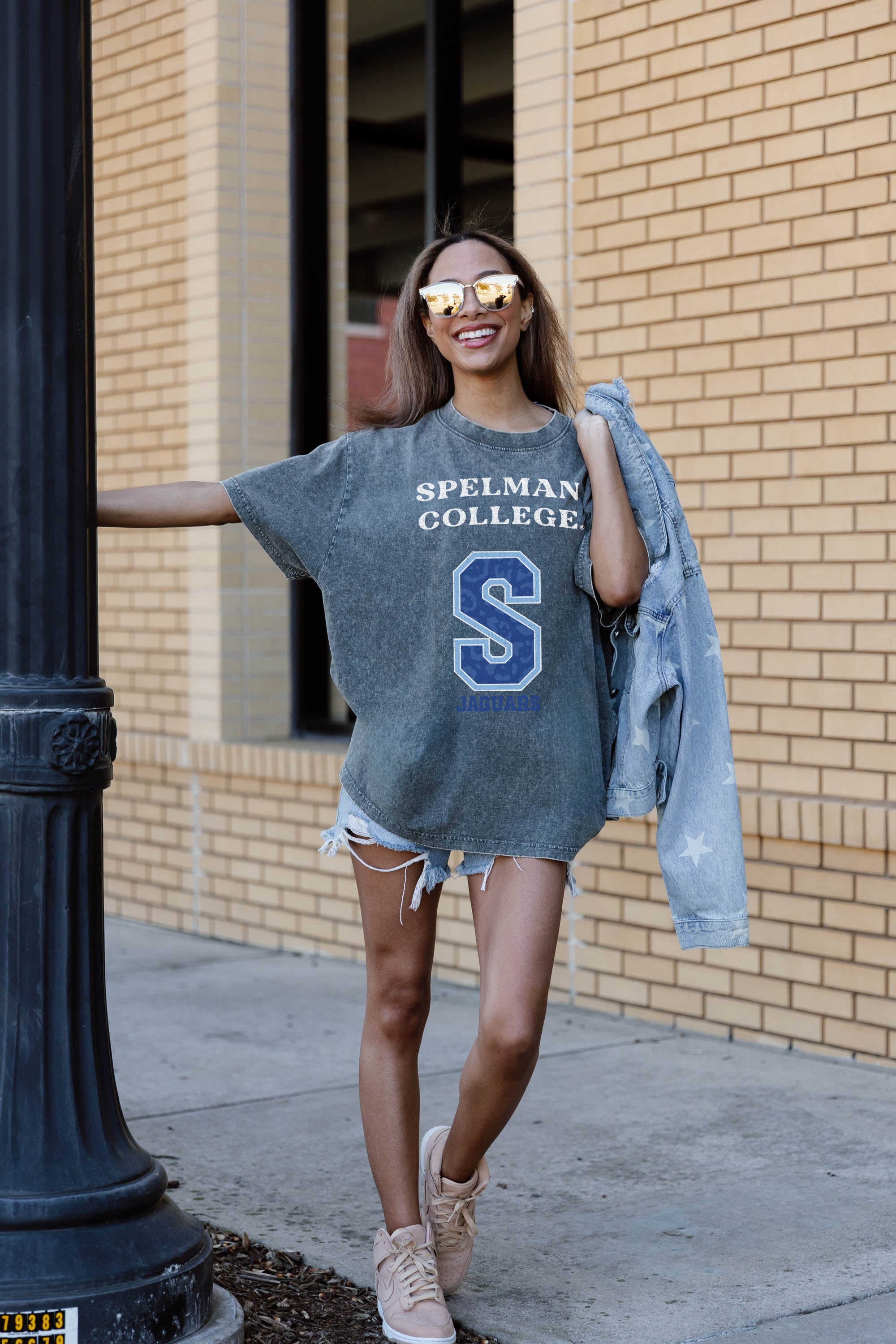 SPELMAN COLLEGE JAGUARS BRIGHTEST STAR OVERSIZED CREWNECK TEE