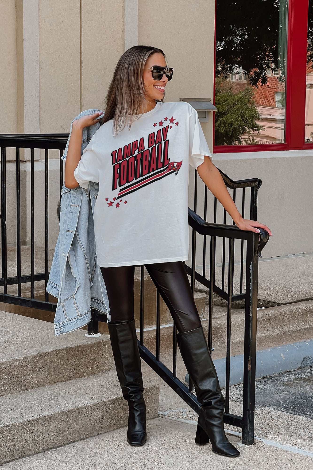 TAMPA BAY BUCCANEERS OFFSIDE SIDE SLIT PULLOVER – GAMEDAY COUTURE