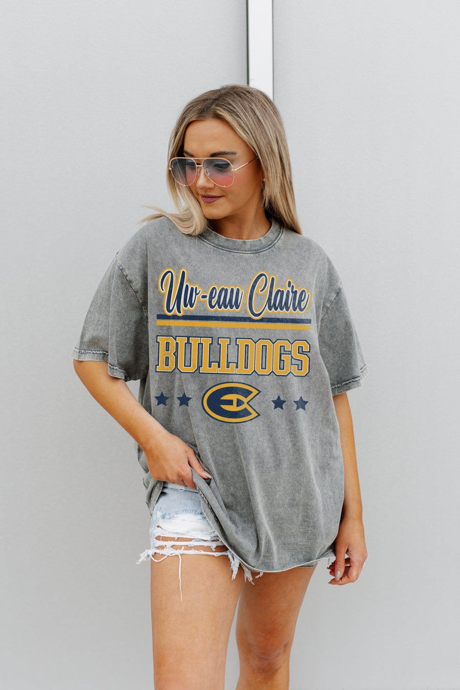 WISCONSIN-EAU CLAIRE BLUGOLDS HERE TO PLAY OVERSIZED CREWNECK TEE