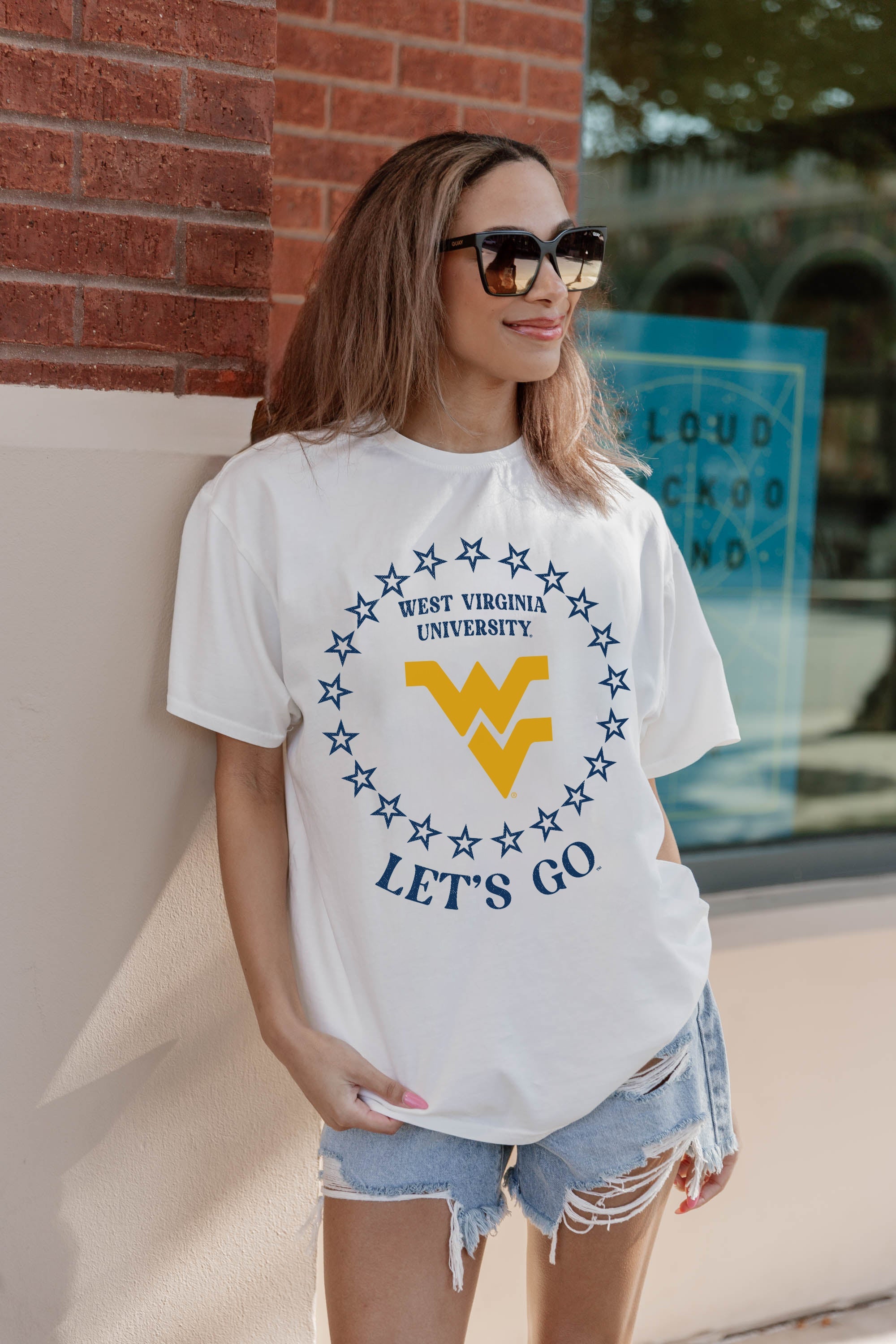 WEST VIRGINIA MOUNTAINEERS ON POINT OVERSIZED CREWNECK TEE