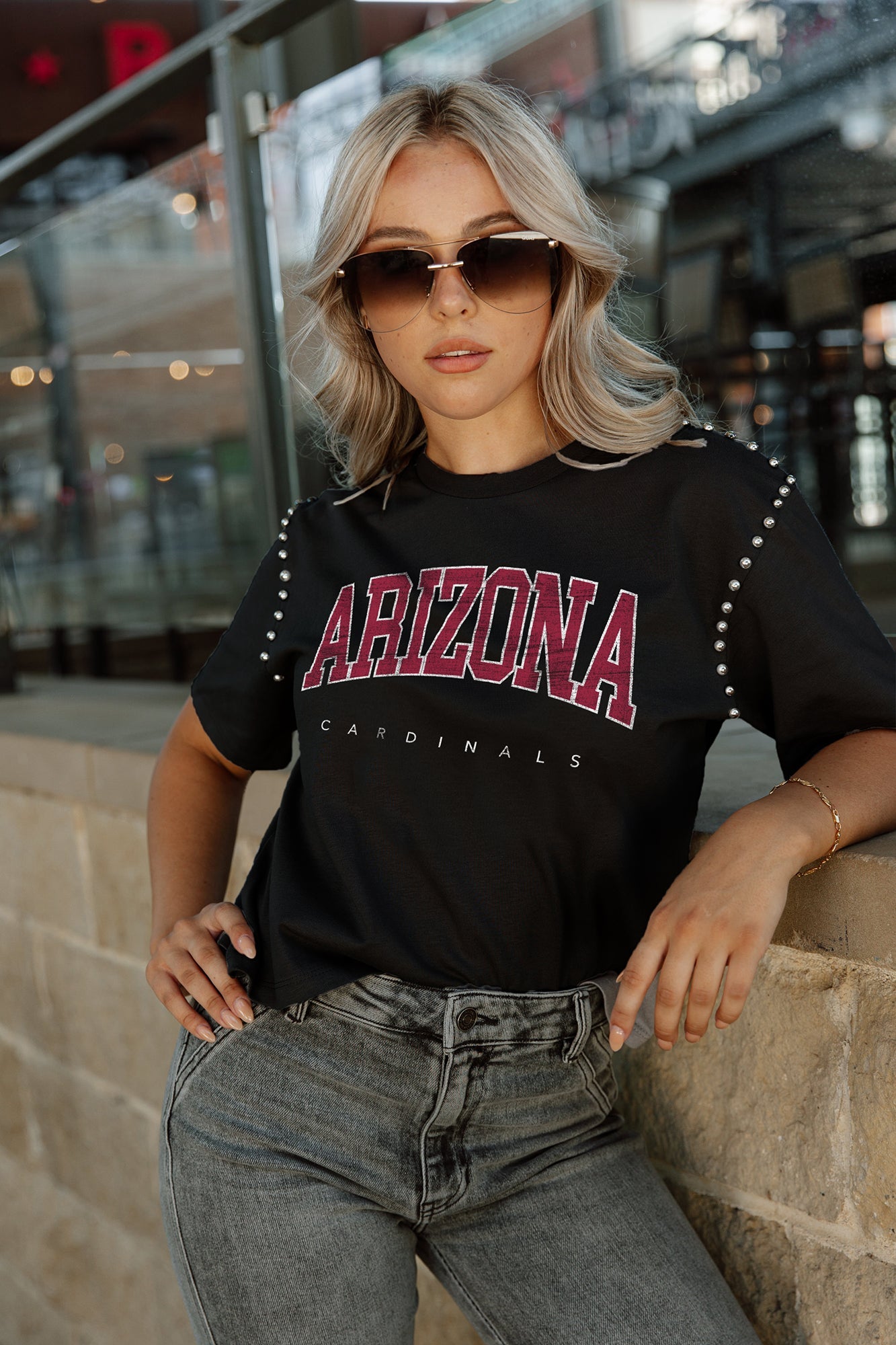 ARIZONA CARDINALS ELITE ELEGANCE STUDDED SLEEVE DETAIL MODERATE LENGTH SHORT SLEEVE CROPPED TEE