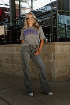 BUFFALO BILLS ELITE ELEGANCE STUDDED SLEEVE DETAIL MODERATE LENGTH SHORT SLEEVE CROPPED TEE