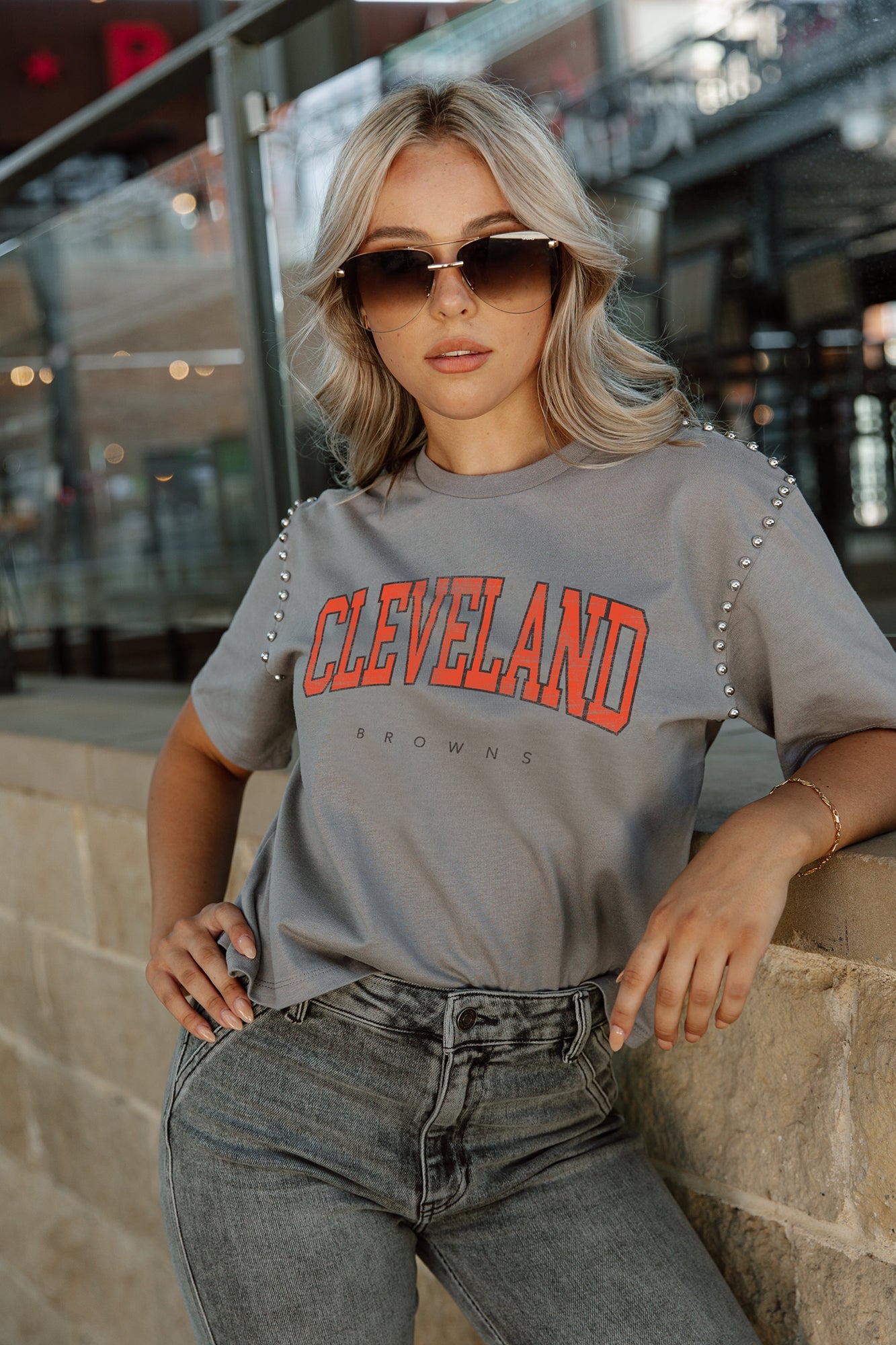 CLEVELAND BROWNS ELITE ELEGANCE STUDDED SLEEVE DETAIL MODERATE LENGTH SHORT SLEEVE CROPPED TEE