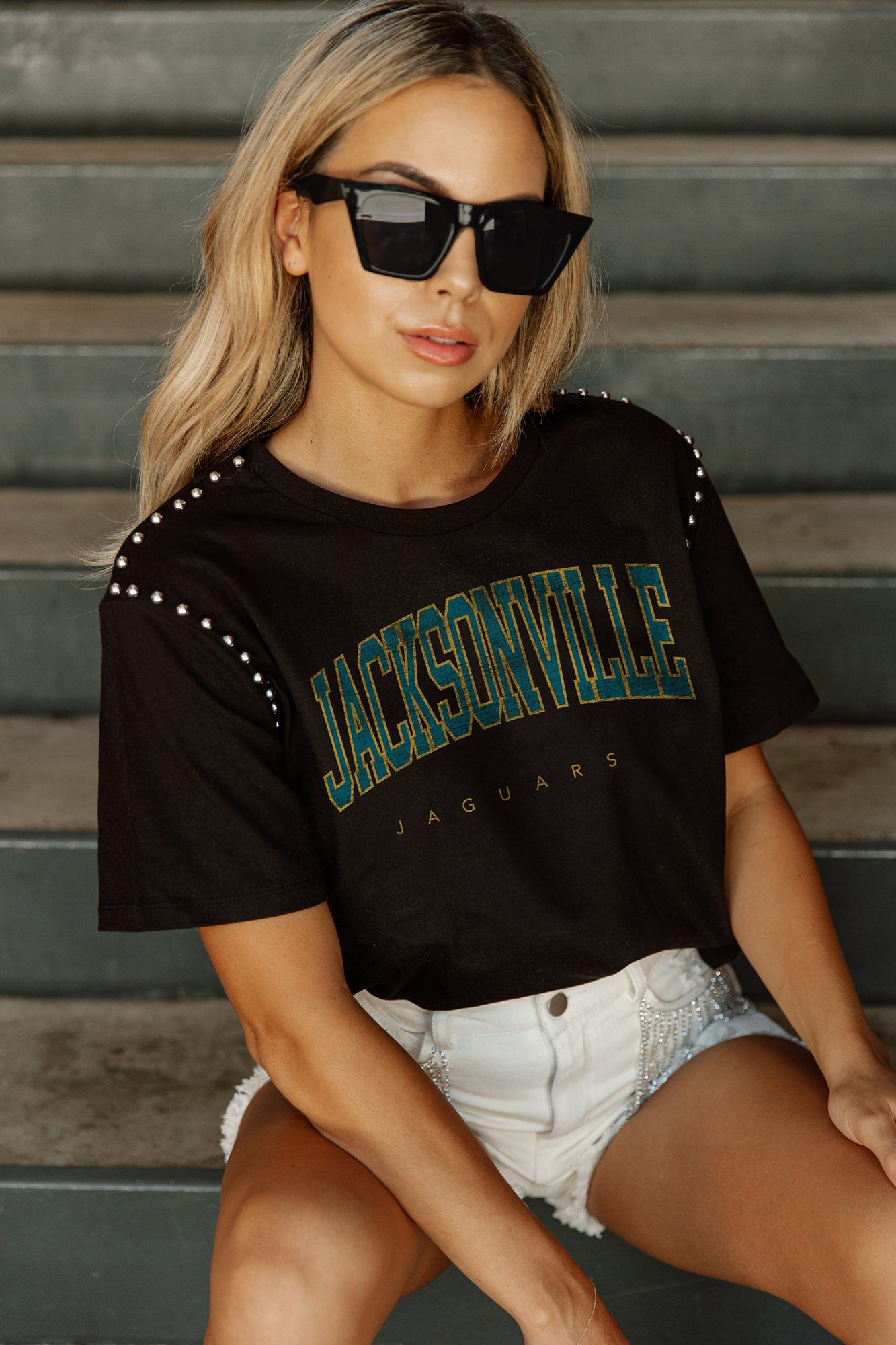 GC x NFL Jacksonville Jaguars Gridiron Glam Short Sleeve Crop Tee with Sport Stripe Detail XXL / Grey