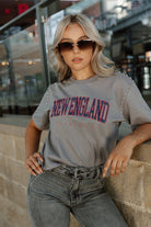 NEW ENGLAND PATRIOTS ELITE ELEGANCE STUDDED SLEEVE DETAIL MODERATE LENGTH SHORT SLEEVE CROPPED TEE