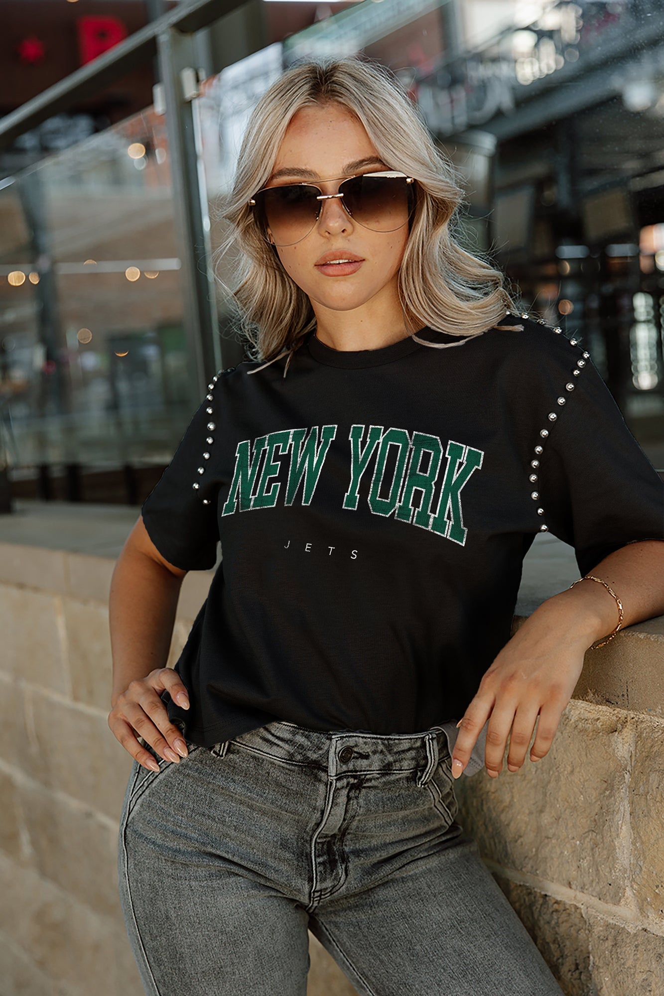 NEW YORK JETS GRIDIRON GLAM SHORT SLEEVE CROP TEE WITH SPORT STRIPE DETAIL