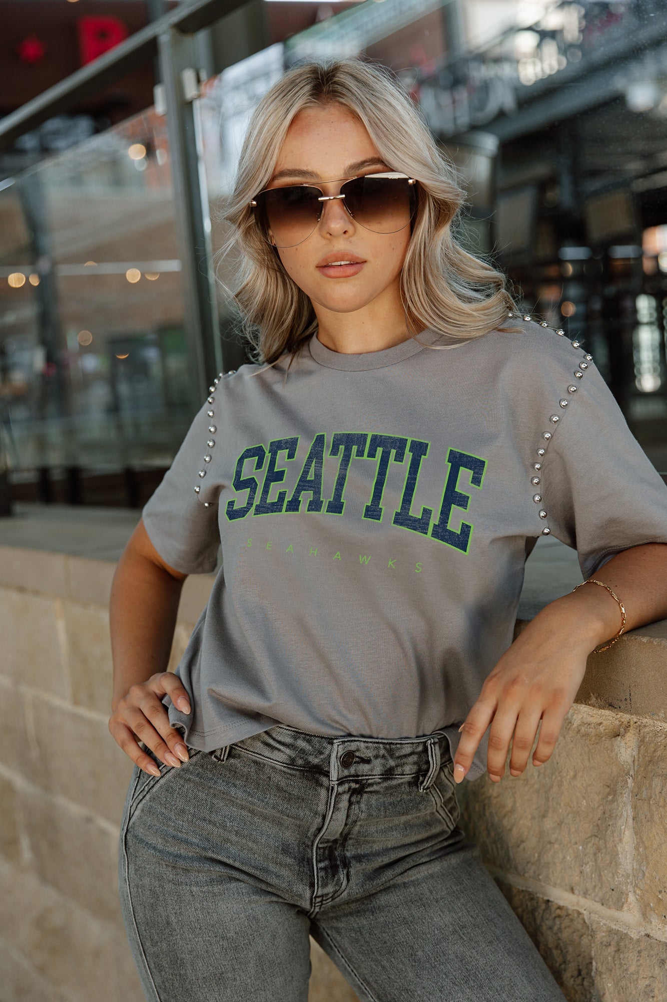 GC x NFL Seattle Seahawks Automatic Down Lightweight Sporty Top with Striped Sleeve Detail XXL / Navy