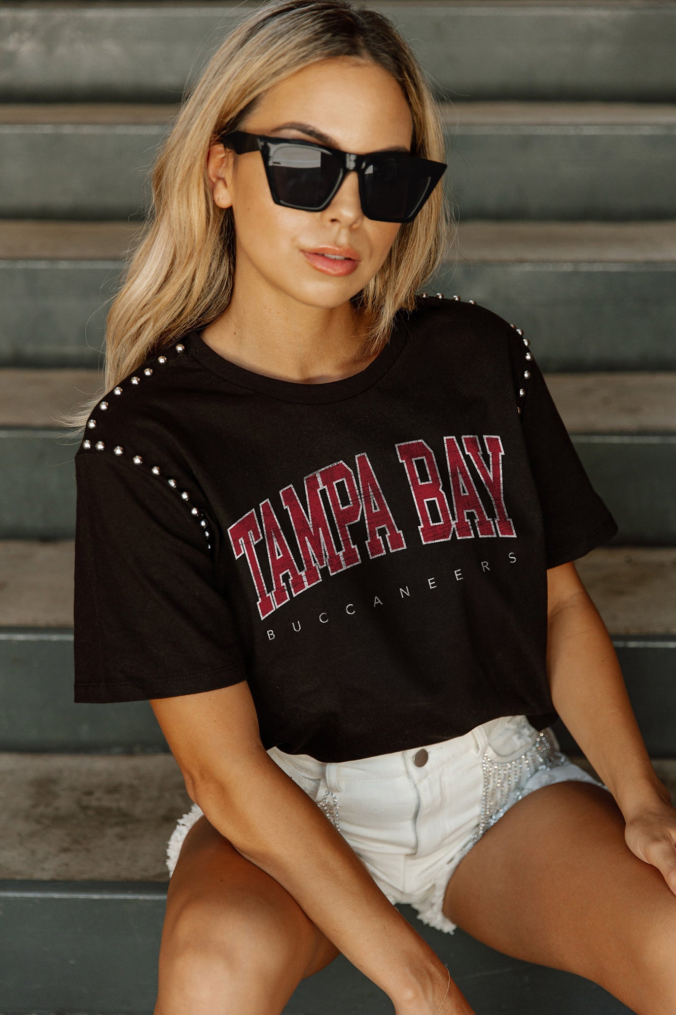 TAMPA BAY BUCCANEERS GRIDIRON GLAM SHORT SLEEVE CROP TEE WITH SPORT ST –  GAMEDAY COUTURE