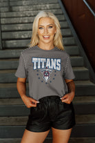 TENNESSEE TITANS GLADIATOR STUDDED SLEEVE DETAIL MODERATE LENGTH SHORT SLEEVE CROPPED TEE