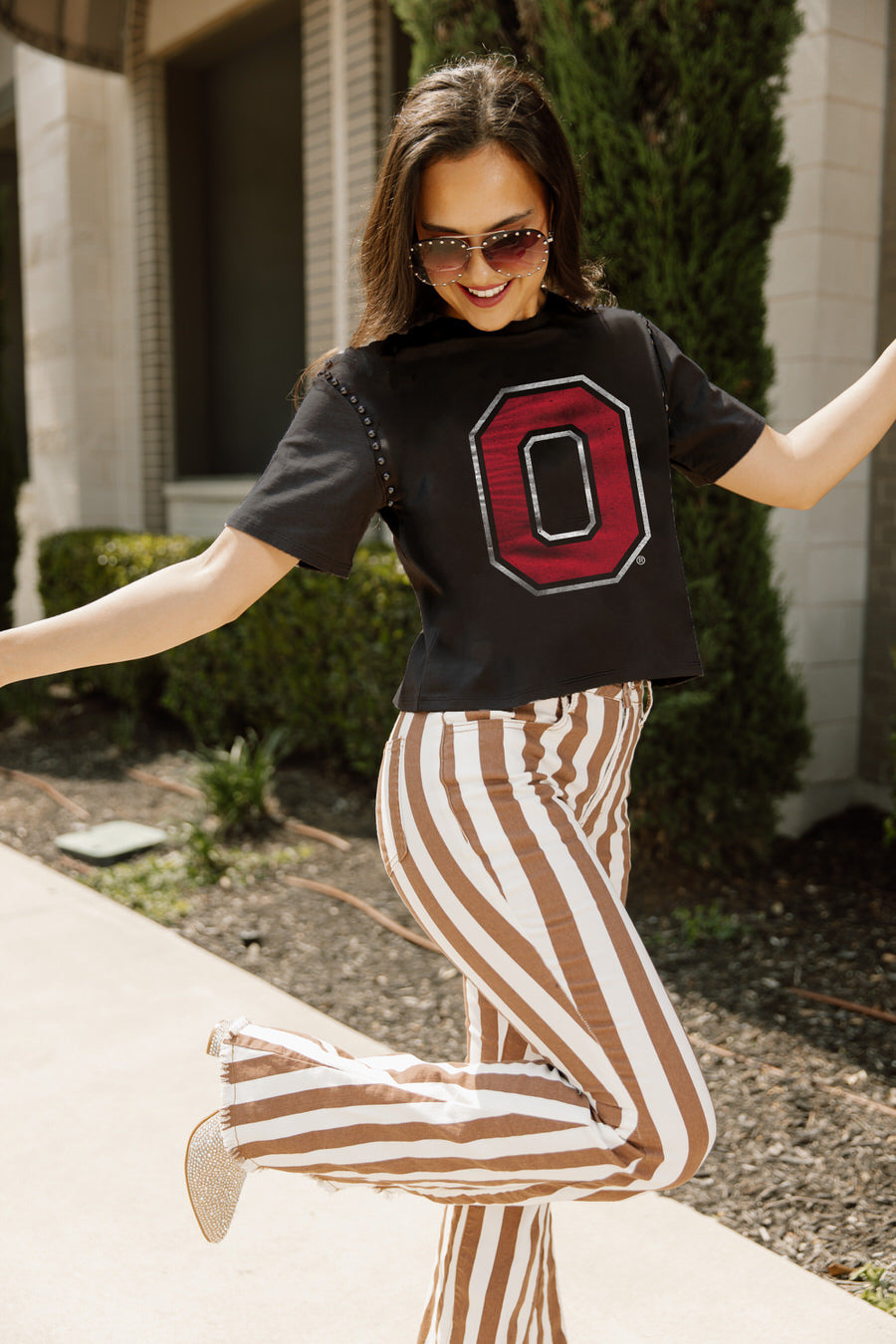 OHIO STATE BUCKEYES GAMEDAY GALORE  STUDDED SHORT SLEEVE MODERATELY CROPPED TEE