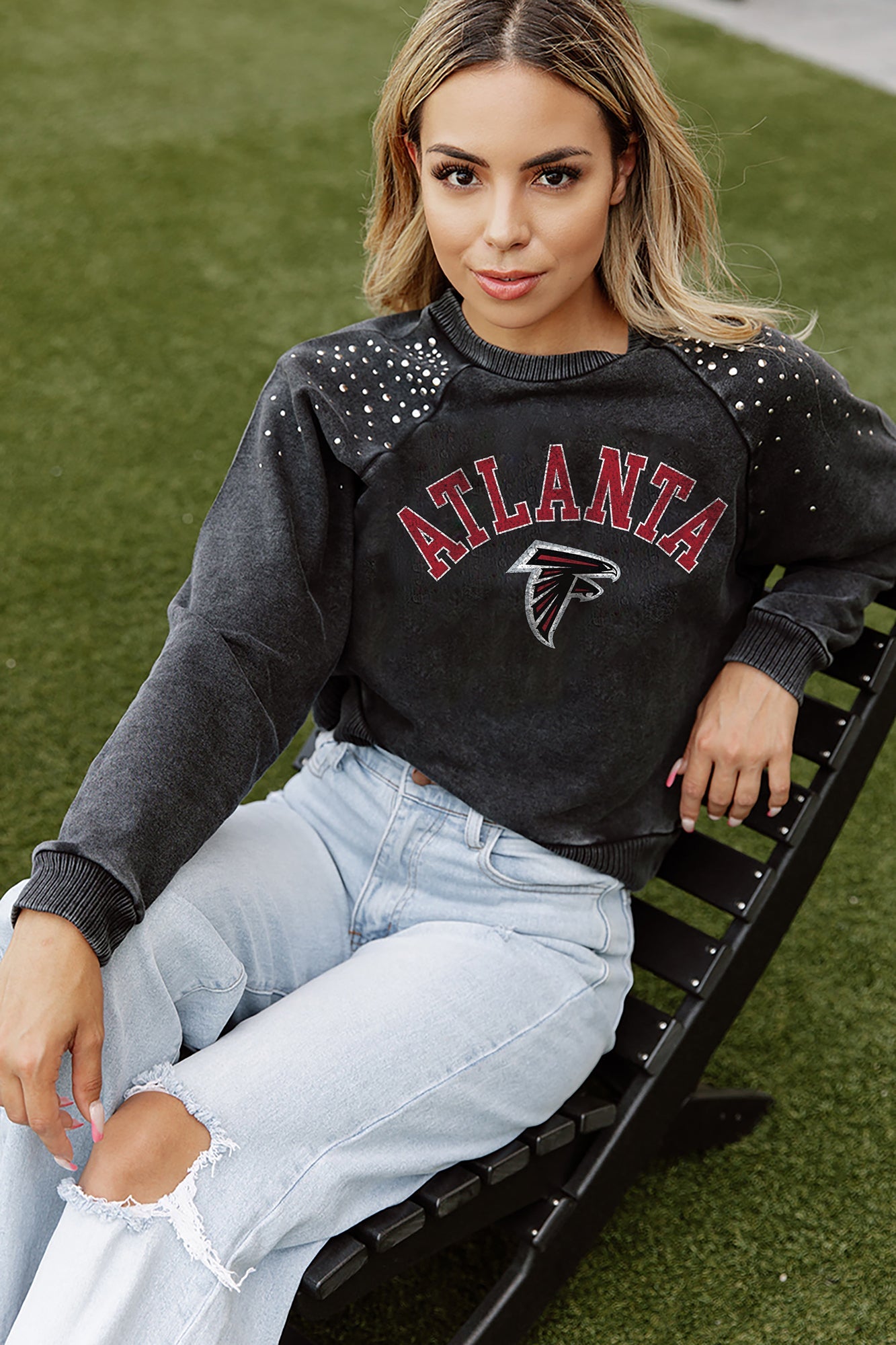 ATLANTA FALCONS COUTURE CREW FRENCH TERRY VINTAGE WASH STUDDED SHOULDER  DETAIL LONG SLEEVE PULLOVER