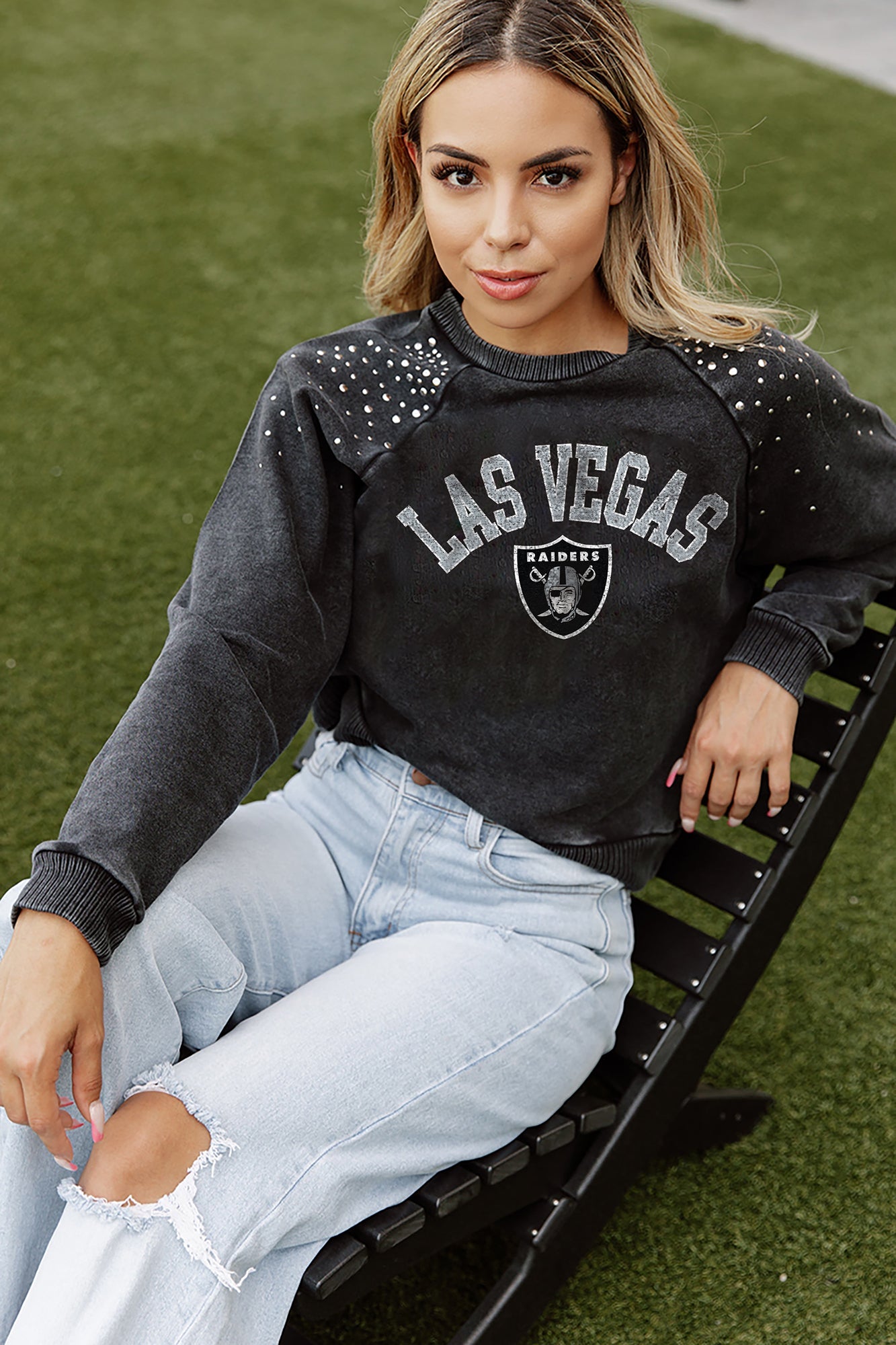 GC x NFL Las Vegas Raiders Just Go with It Premium Fleece Drop Shoulder Crewneck Pullover S / White