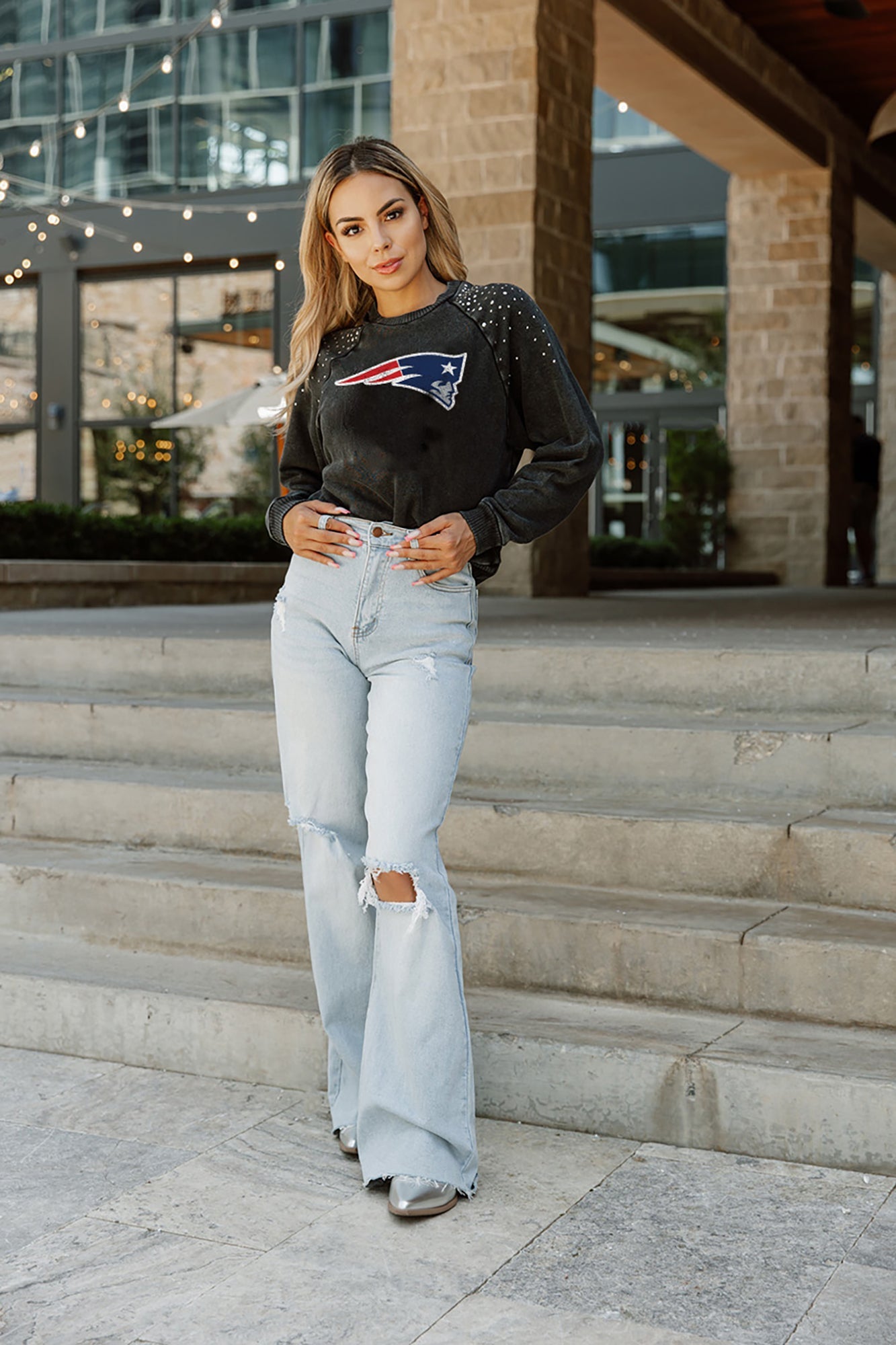 GC x NFL New England Patriots Bring The Energy Premium Fleece Drop Shoulder Crewneck Pullover L / Charcoal