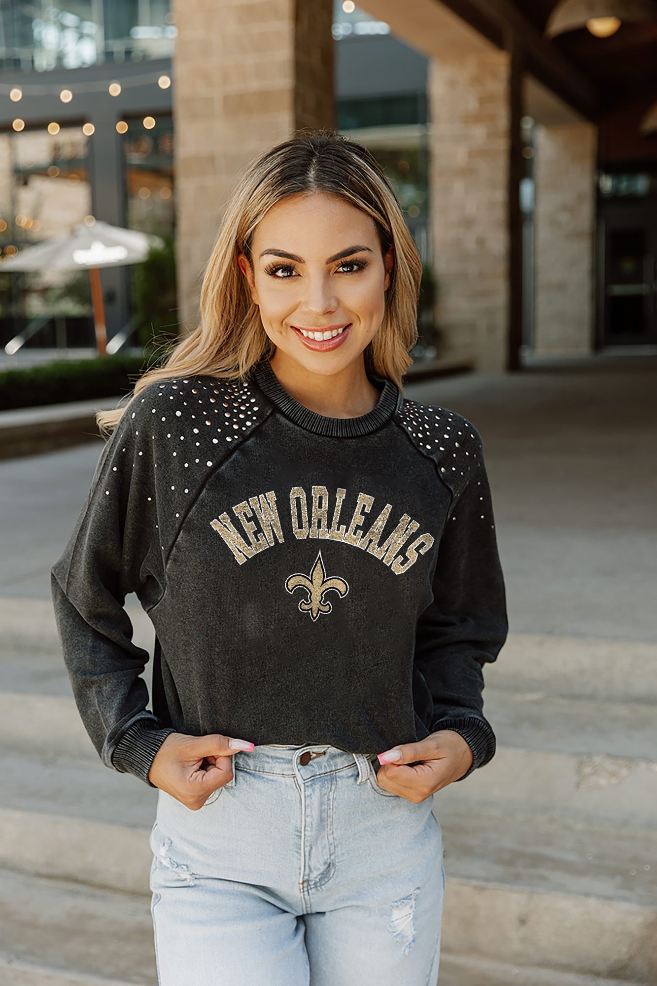 NEW ORLEANS SAINTS TOUCHDOWN FRENCH TERRY VINTAGE WASH STUDDED SHOULDER  DETAIL LONG SLEEVE PULLOVER