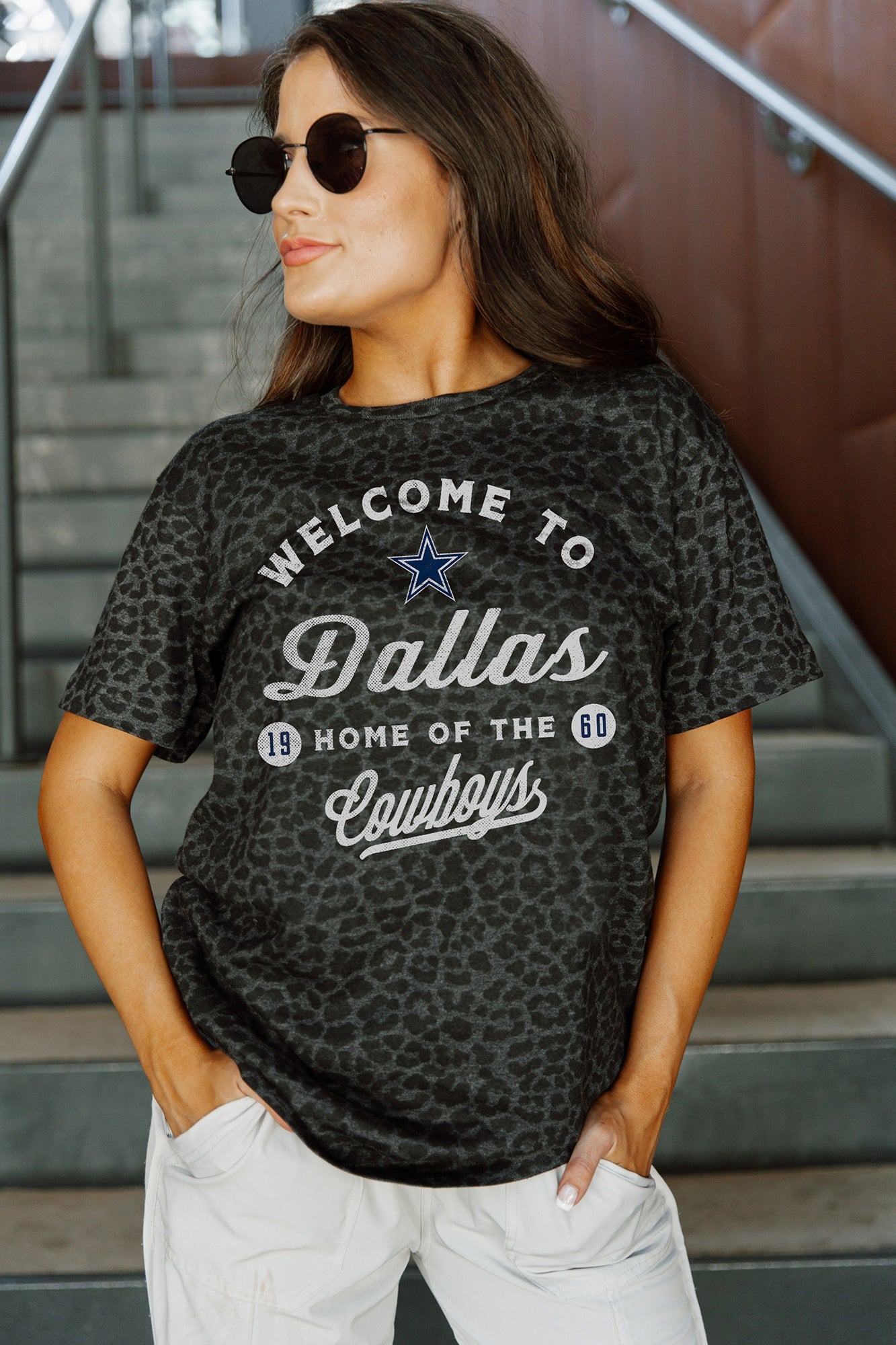 GC x NFL Dallas Cowboys Top Recruit Sporty V-Neck Oversized Side Slit Short Sleeve Top S / White