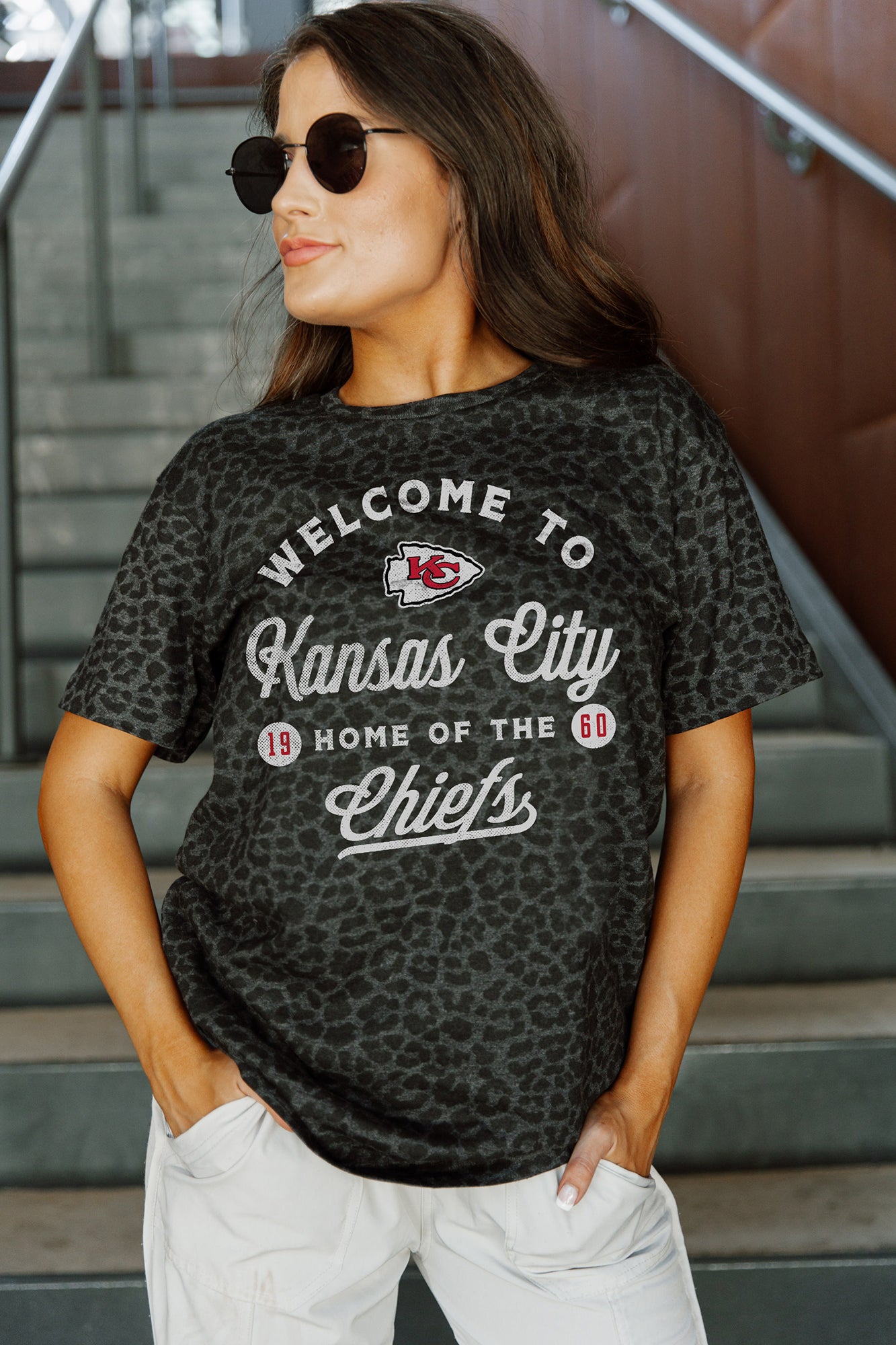 KANSAS CITY CHIEFS WILDCAT BLITZ SHORT SLEEVE TONAL LEOPARD PRINT TEE