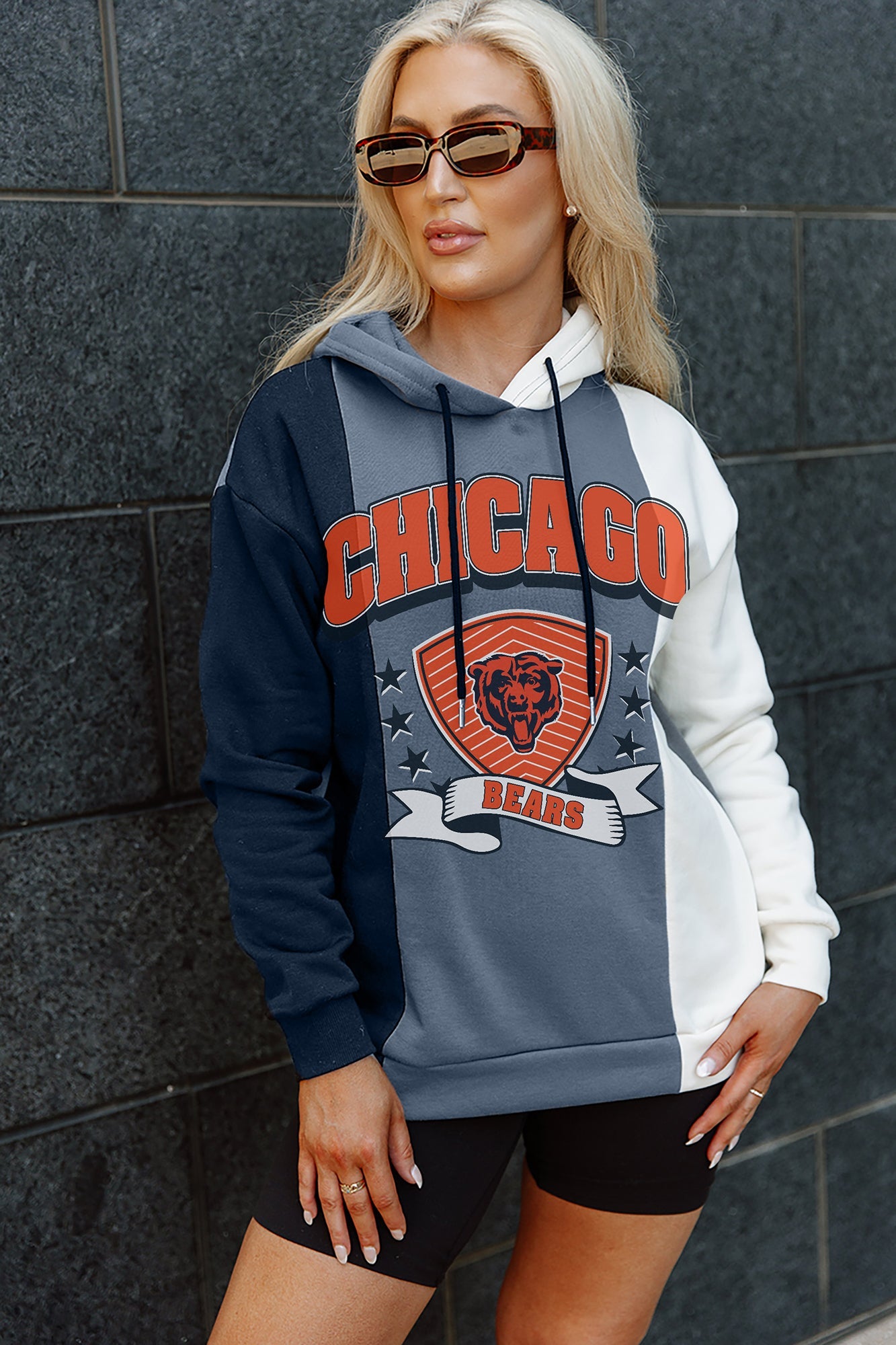 Chicago Bears Gameday Couture Women's Leopard Sideline Side Slit Pullover  Hoodie - White