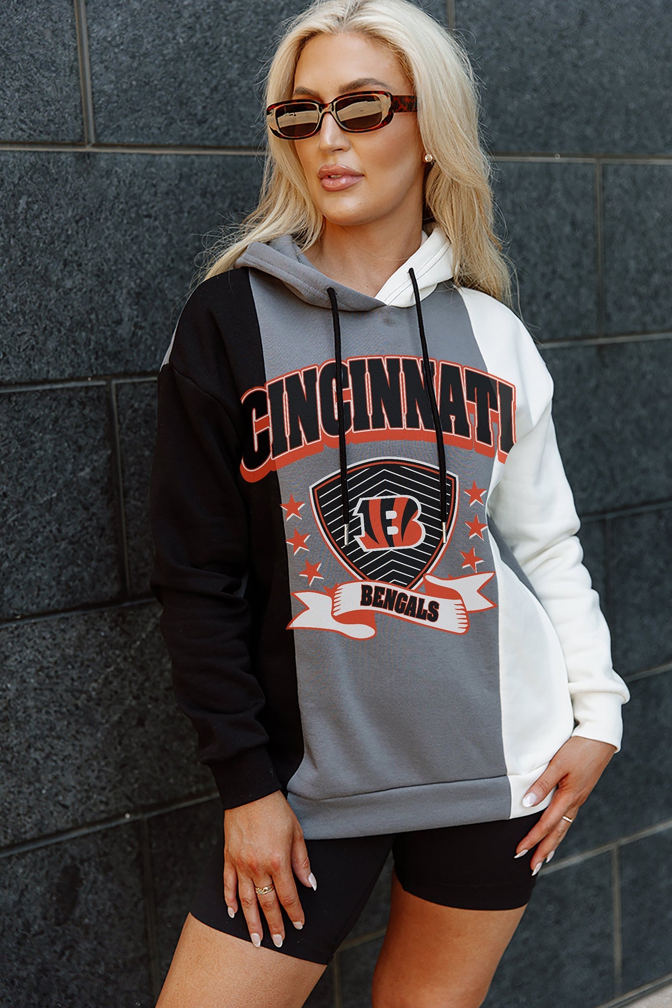 GC x NFL Cincinnati Bengals Take The Field Tri-Color Block Hooded Fleece Pullover M / Black/Ivory