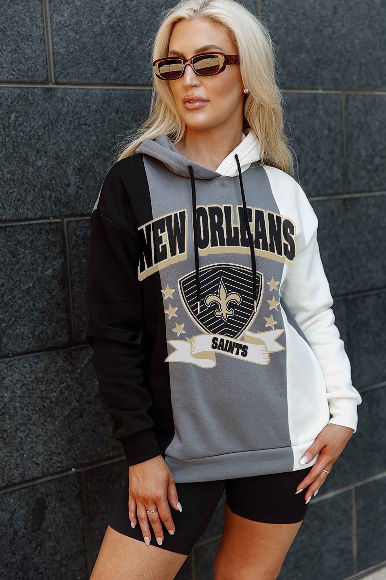 GC x NFL New Orleans Saints Take The Field Tri-Color Block Hooded Fleece Pullover M / Black/Ivory