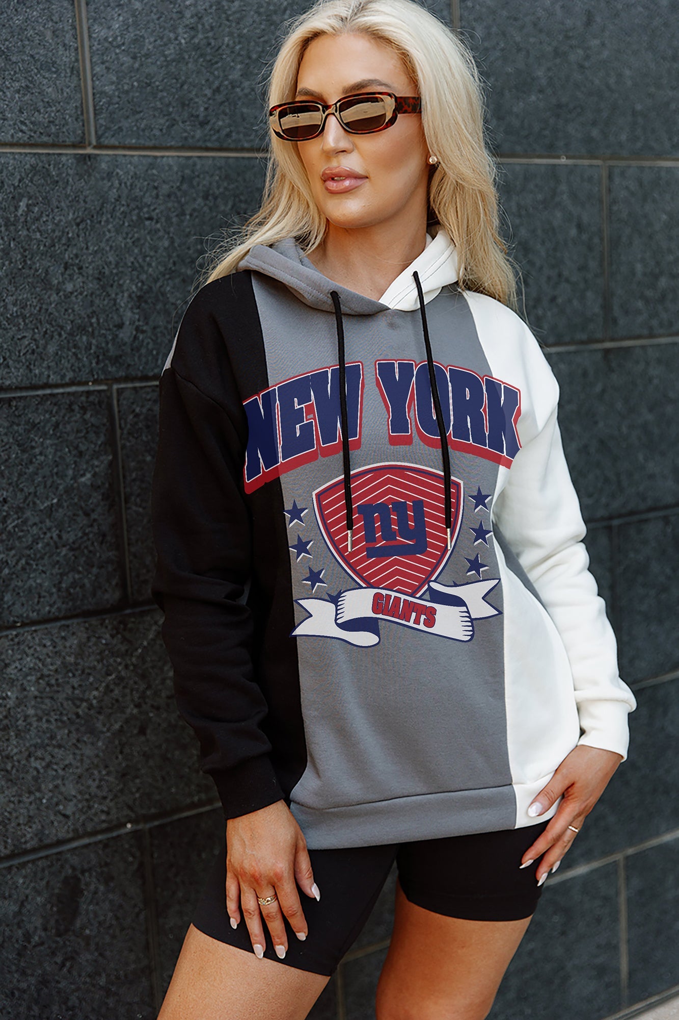 GC x NFL New York Giants Take The Field Tri-Color Block Hooded Fleece Pullover M / Black/Ivory