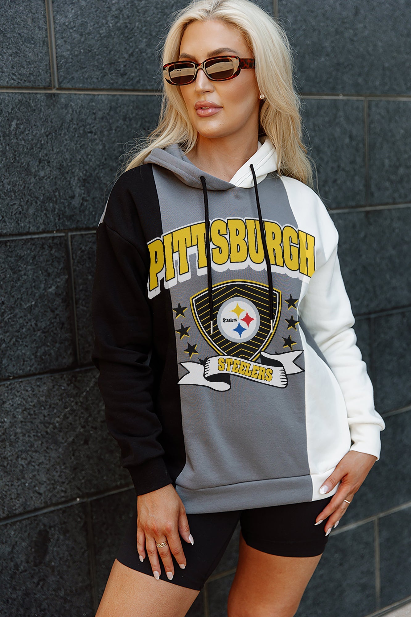 PITTSBURGH STEELERS TAKE THE FIELD TRI-COLOR BLOCK HOODED FLEECE PULLOVER