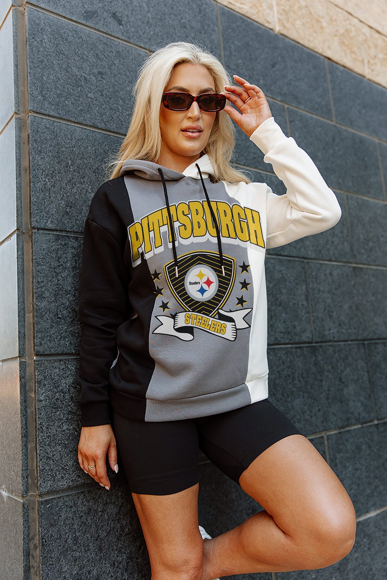 PITTSBURGH STEELERS TAKE THE FIELD TRI-COLOR BLOCK HOODED FLEECE PULLOVER