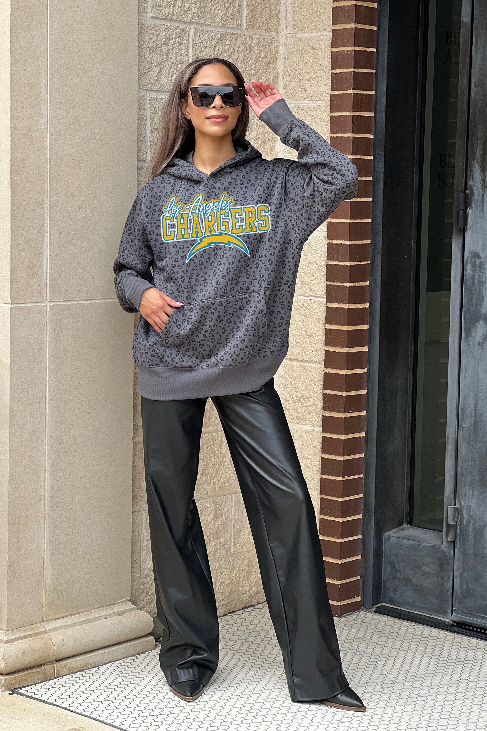 LOS ANGELES CHARGERS IN THE SPOTLIGHT ADULT CLASSIC HOODED PULLOVER