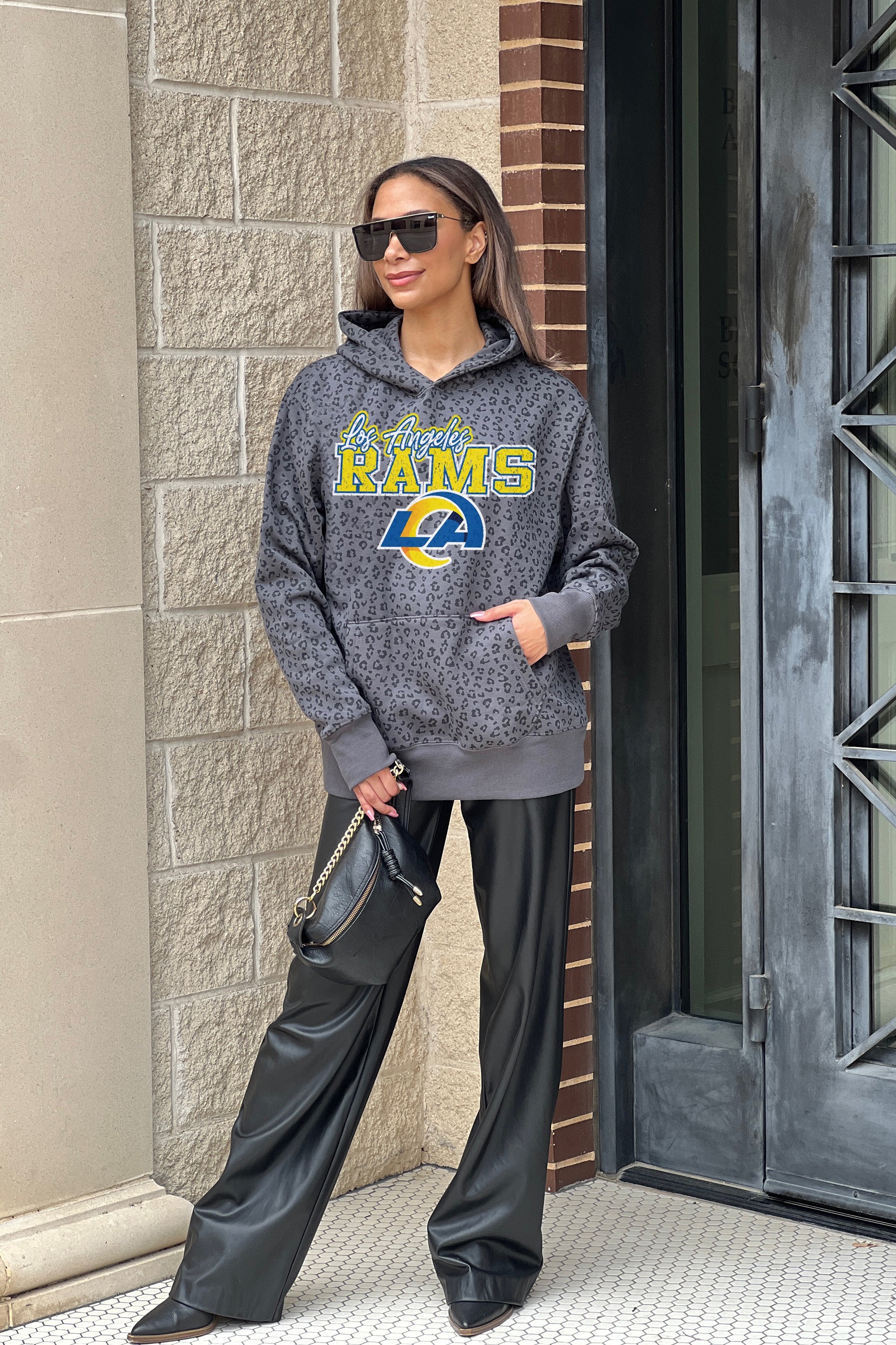 LOS ANGELES RAMS IN THE SPOTLIGHT ADULT CLASSIC HOODED PULLOVER