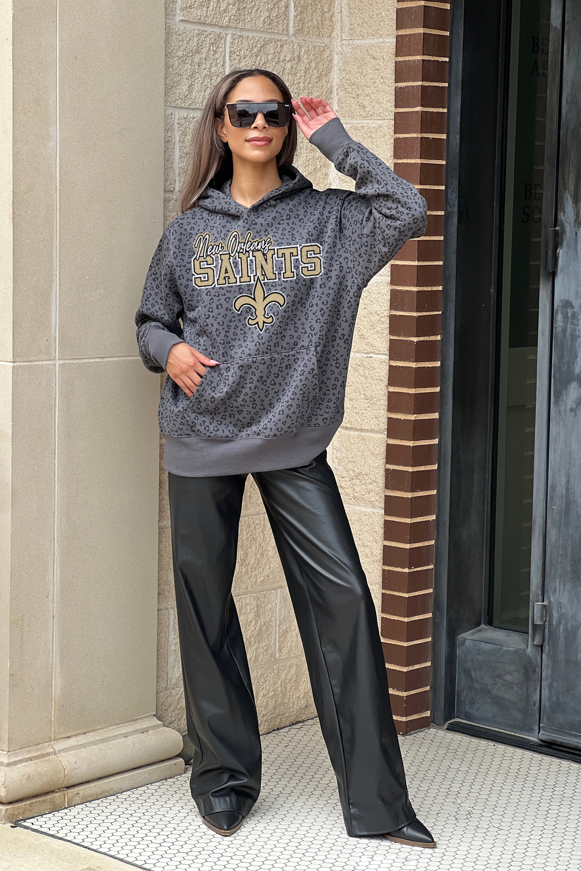 NEW ORLEANS SAINTS IN THE SPOTLIGHT ADULT CLASSIC HOODED PULLOVER