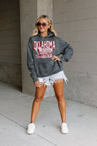 OKLAHOMA SOONERS RUNNING WILD ADULT CLASSIC HOODED PULLOVER