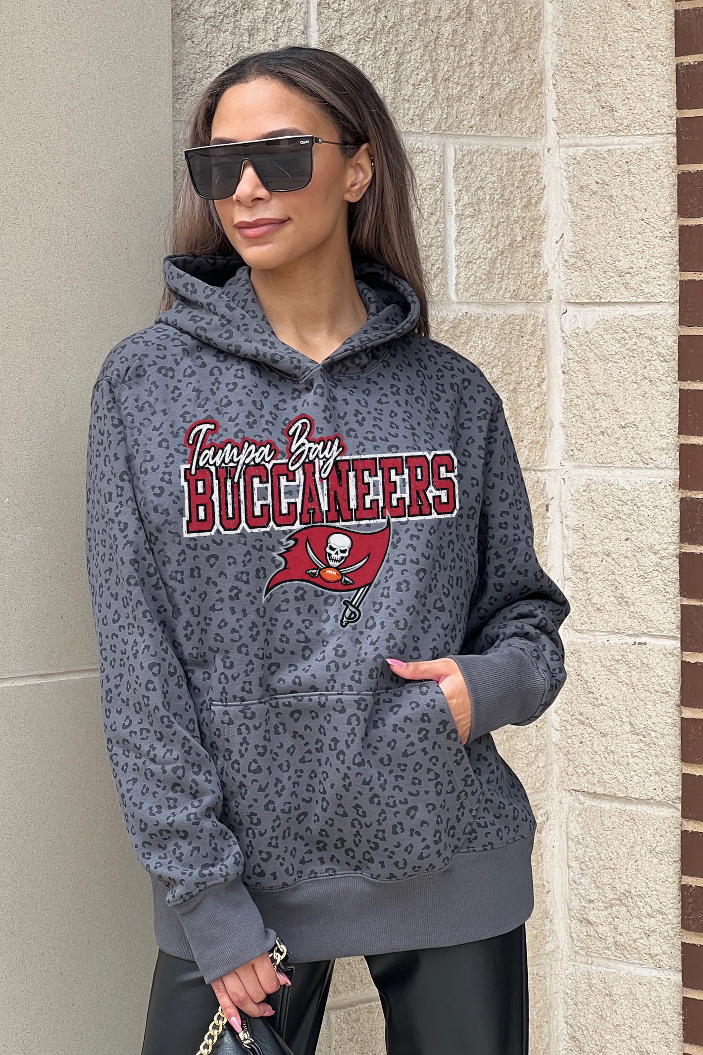 TAMPA BAY BUCCANEERS IN THE SPOTLIGHT ADULT CLASSIC HOODED PULLOVER –  Gameday Couture - SOHO